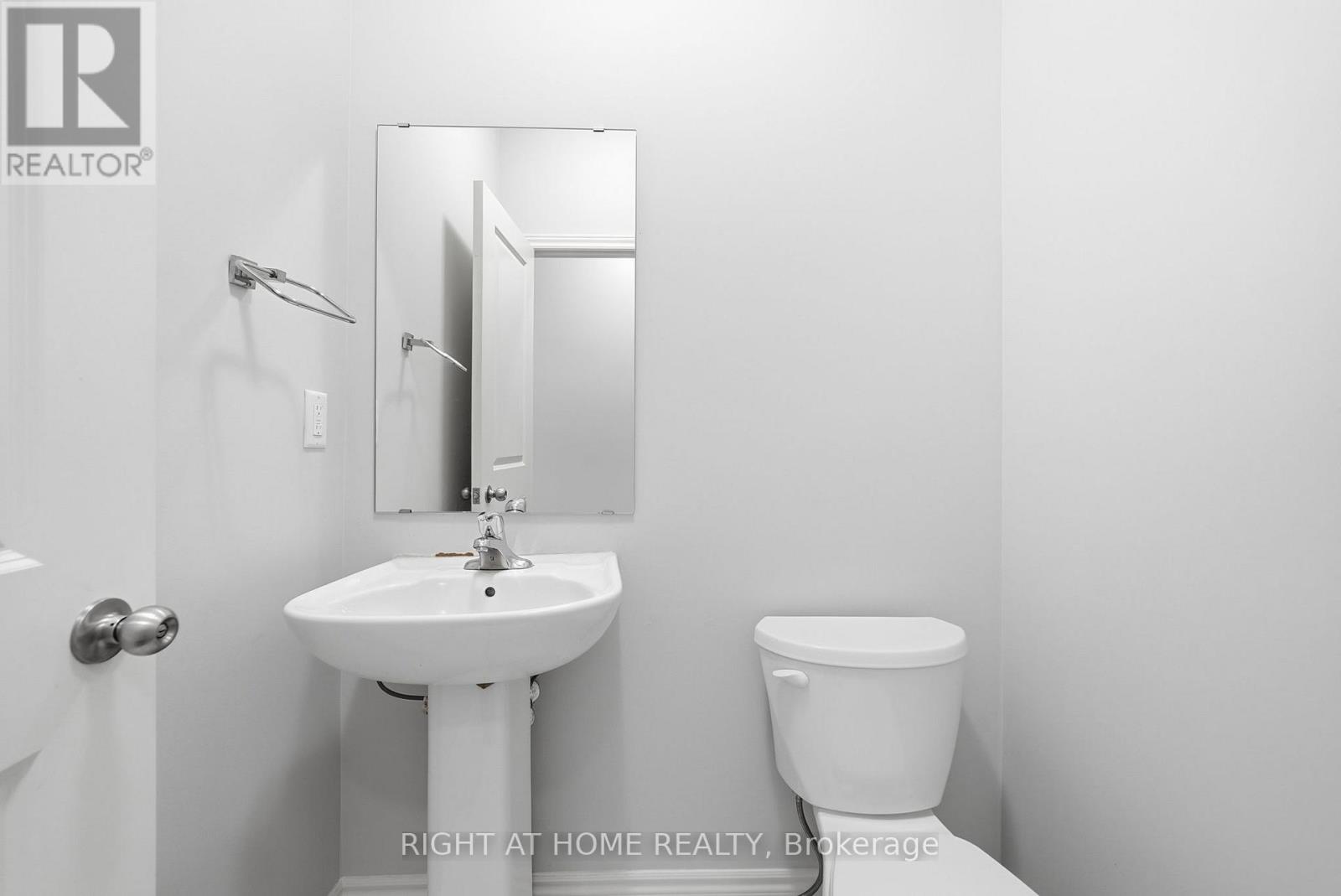 2136 Coppermine Street, Oshawa, Ontario  L1L 0T1 - Photo 32 - E13710826