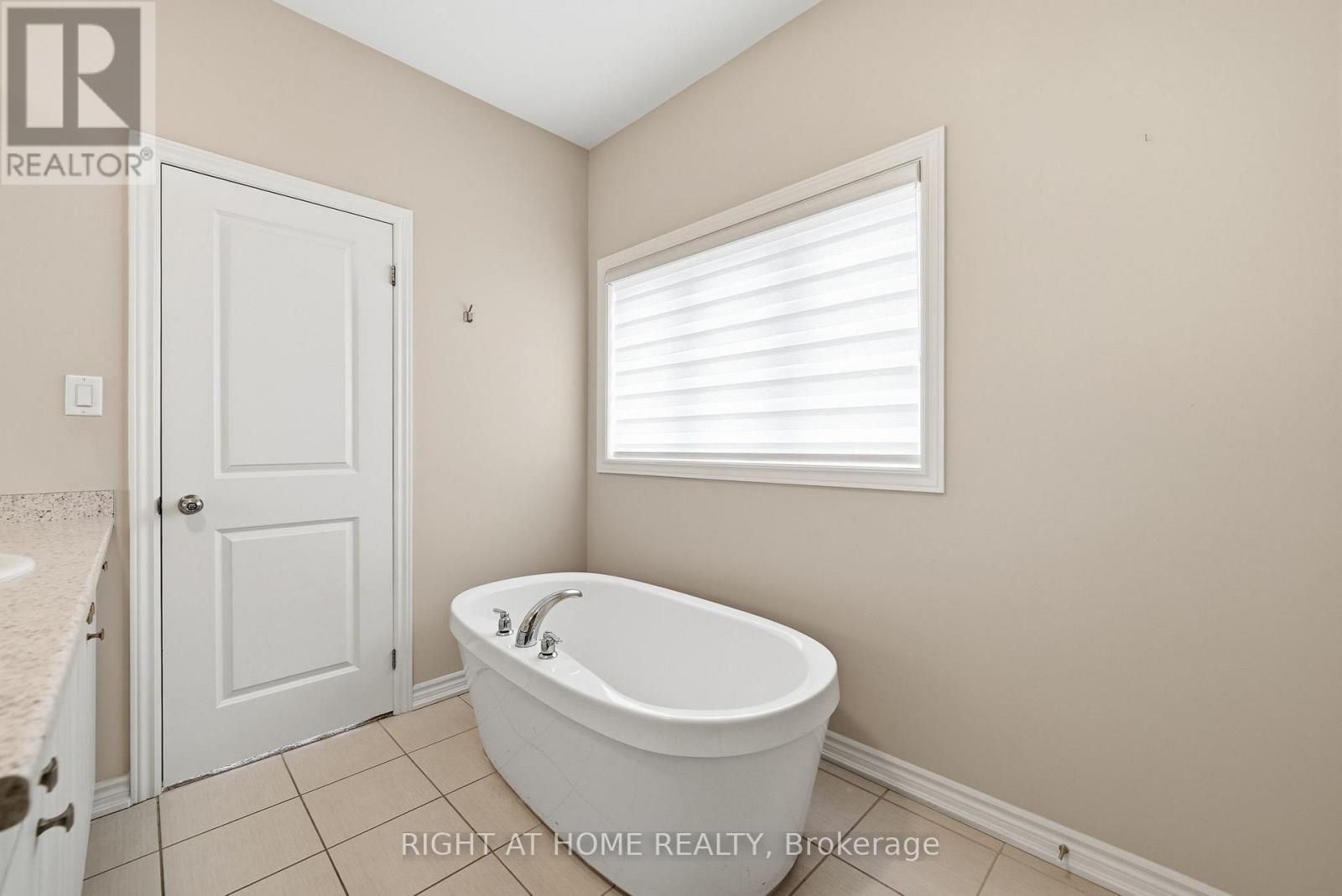 2136 Coppermine Street, Oshawa, Ontario  L1L 0T1 - Photo 40 - E13710826