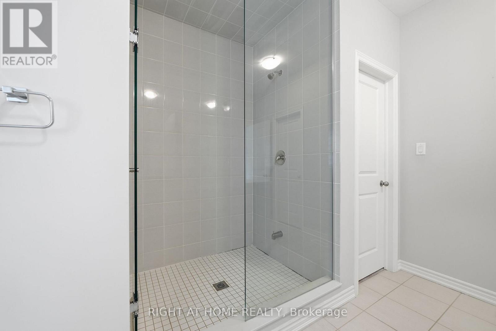 2136 Coppermine Street, Oshawa, Ontario  L1L 0T1 - Photo 41 - E13710826