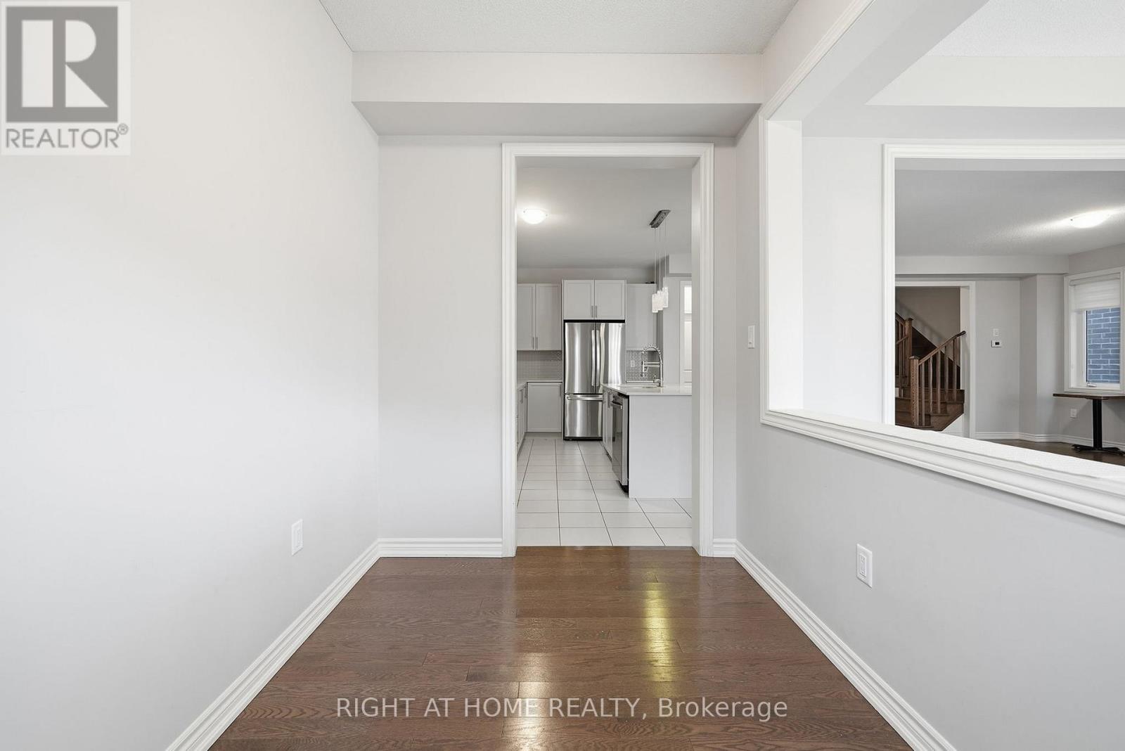 2136 Coppermine Street, Oshawa, Ontario  L1L 0T1 - Photo 5 - E13710826