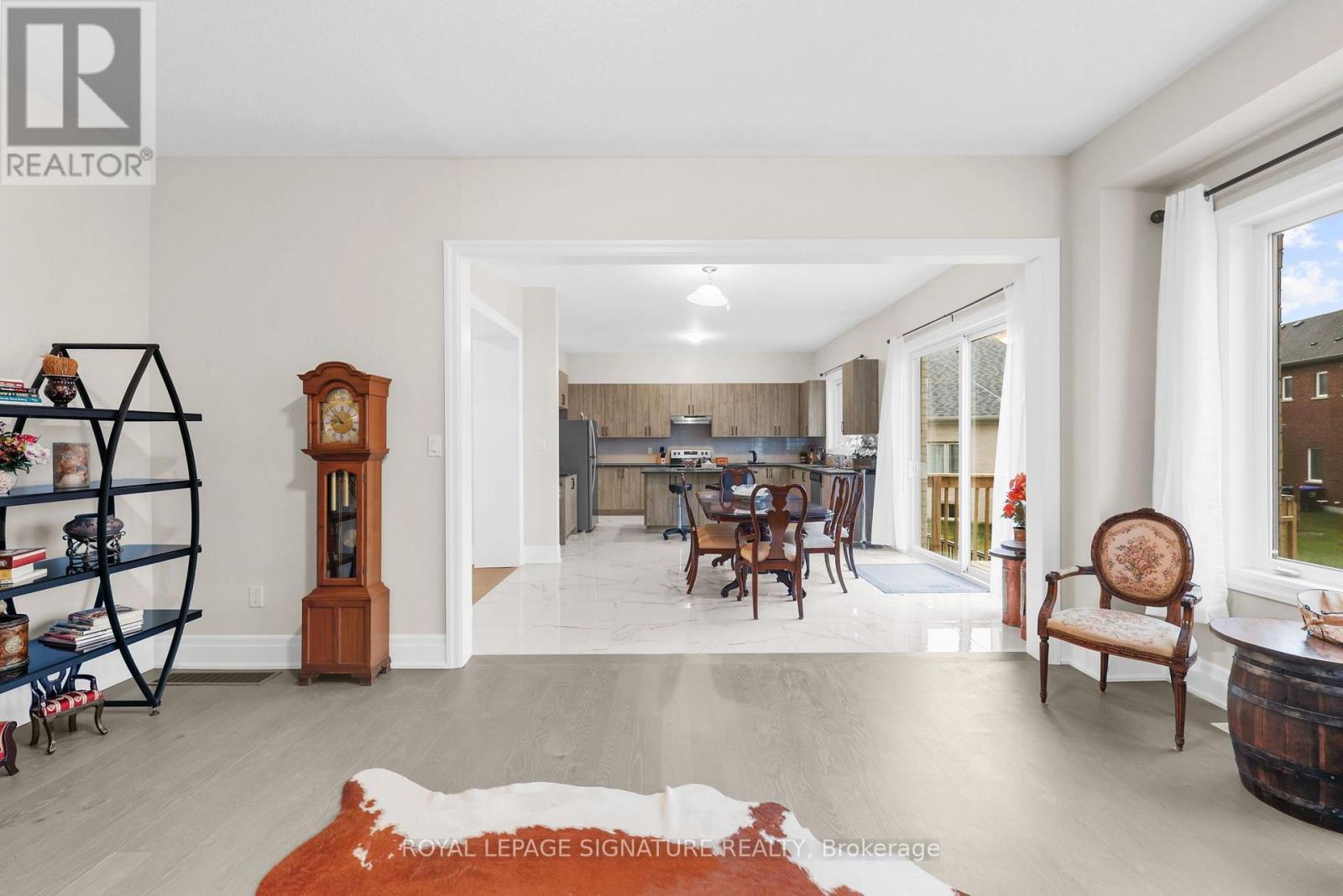 1733 Corsal Court, Innisfil, Ontario  L9S 0P9 - Photo 4 - N13710692