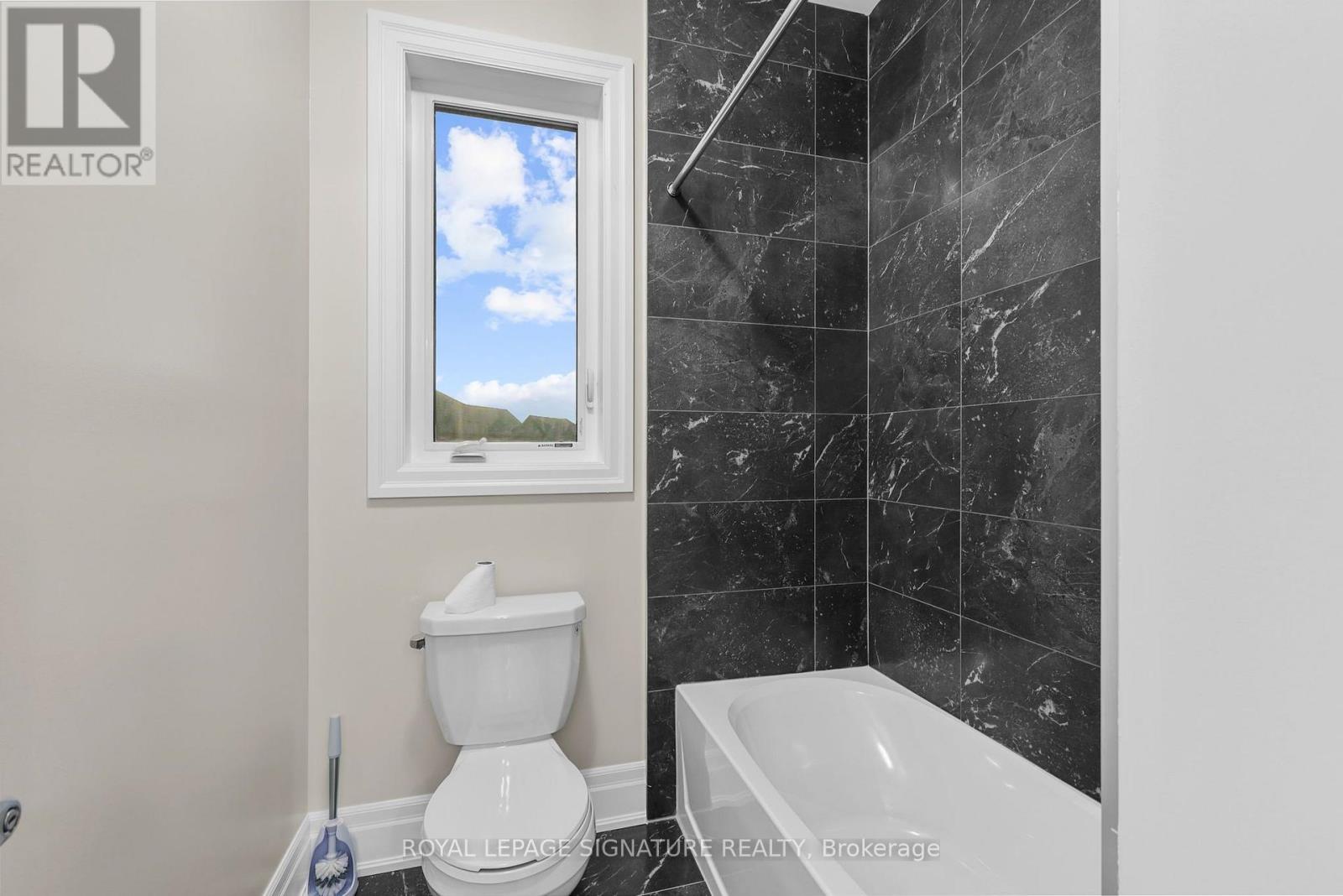 1733 Corsal Court, Innisfil, Ontario  L9S 0P9 - Photo 40 - N13710692