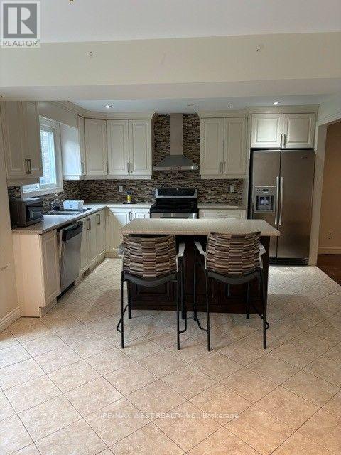 10 Testa Street, East Gwillimbury (Queensville), Ontario  L0L 1R0 - Photo 2 - N13710712