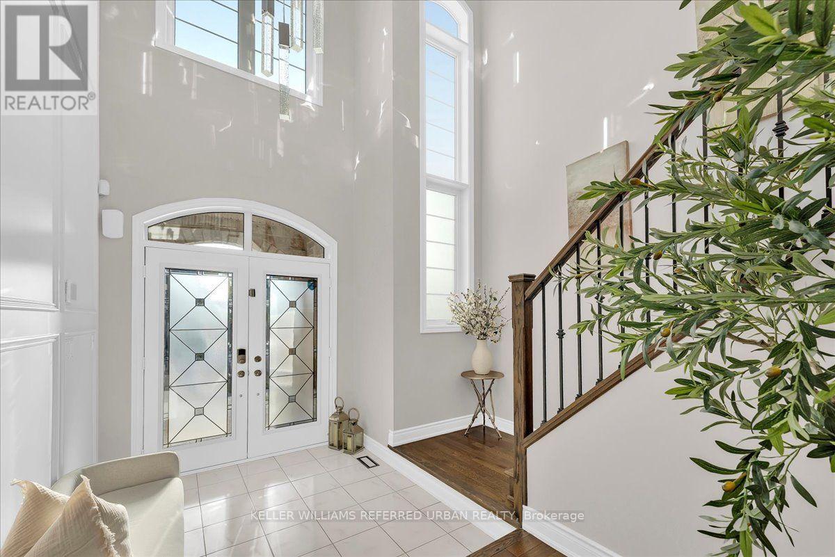 302 Inverness Way, Bradford West Gwillimbury, Ontario  L3Z 0W8 - Photo 5 - N13710782