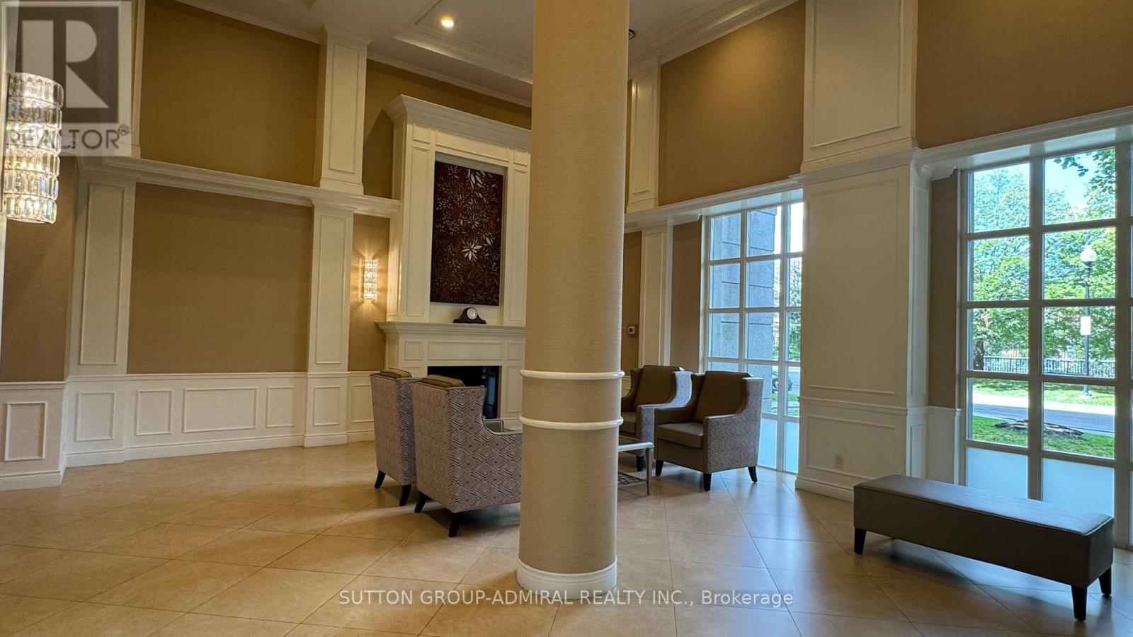 205 - 1 Emerald Lane, Vaughan (Crestwood-Springfarm-Yorkhill), Ontario  L4J 8N2 - Photo 3 - N13710868