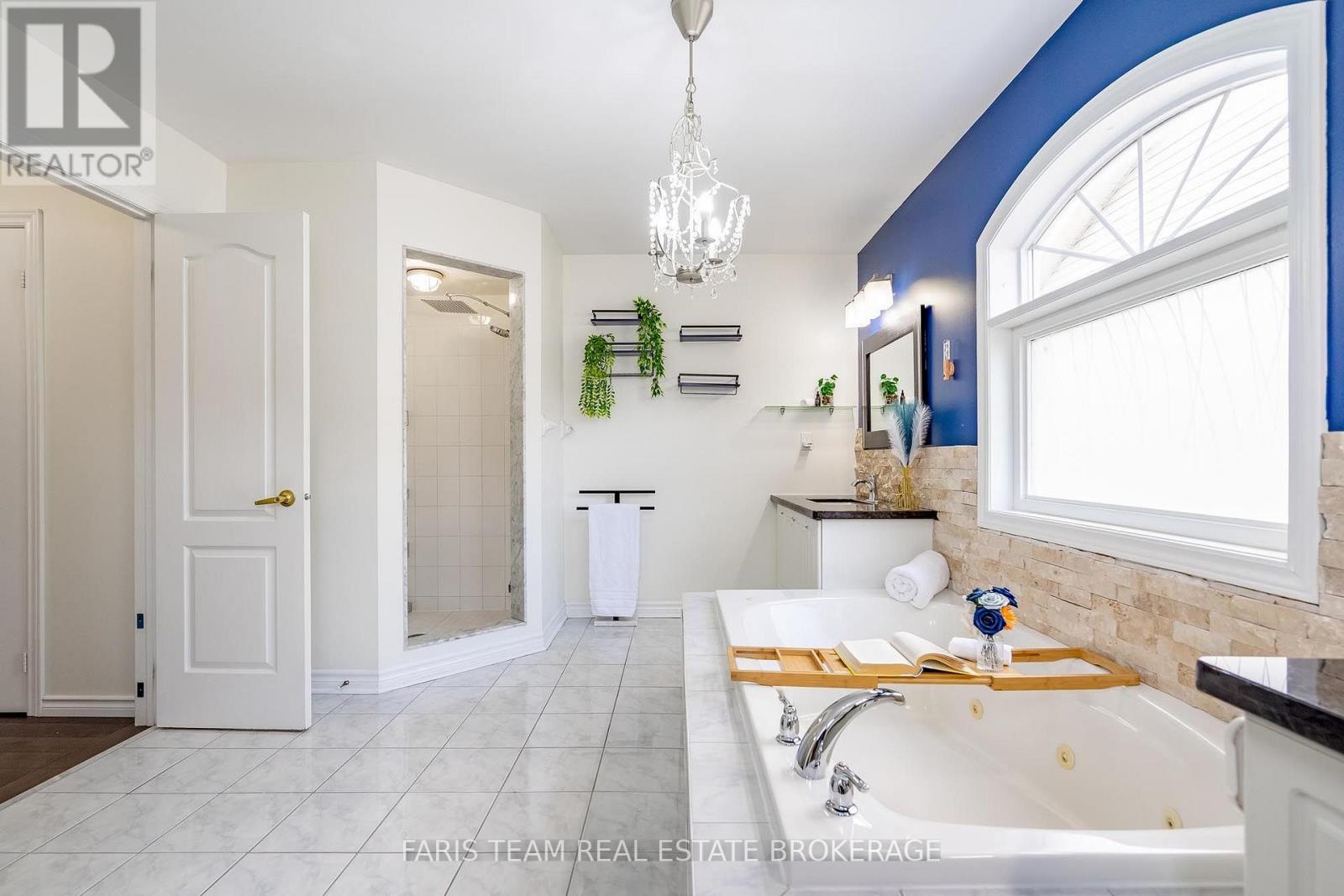 31 The Queensway, Barrie, Ontario  L4M 7H5 - Photo 25 - S13710848