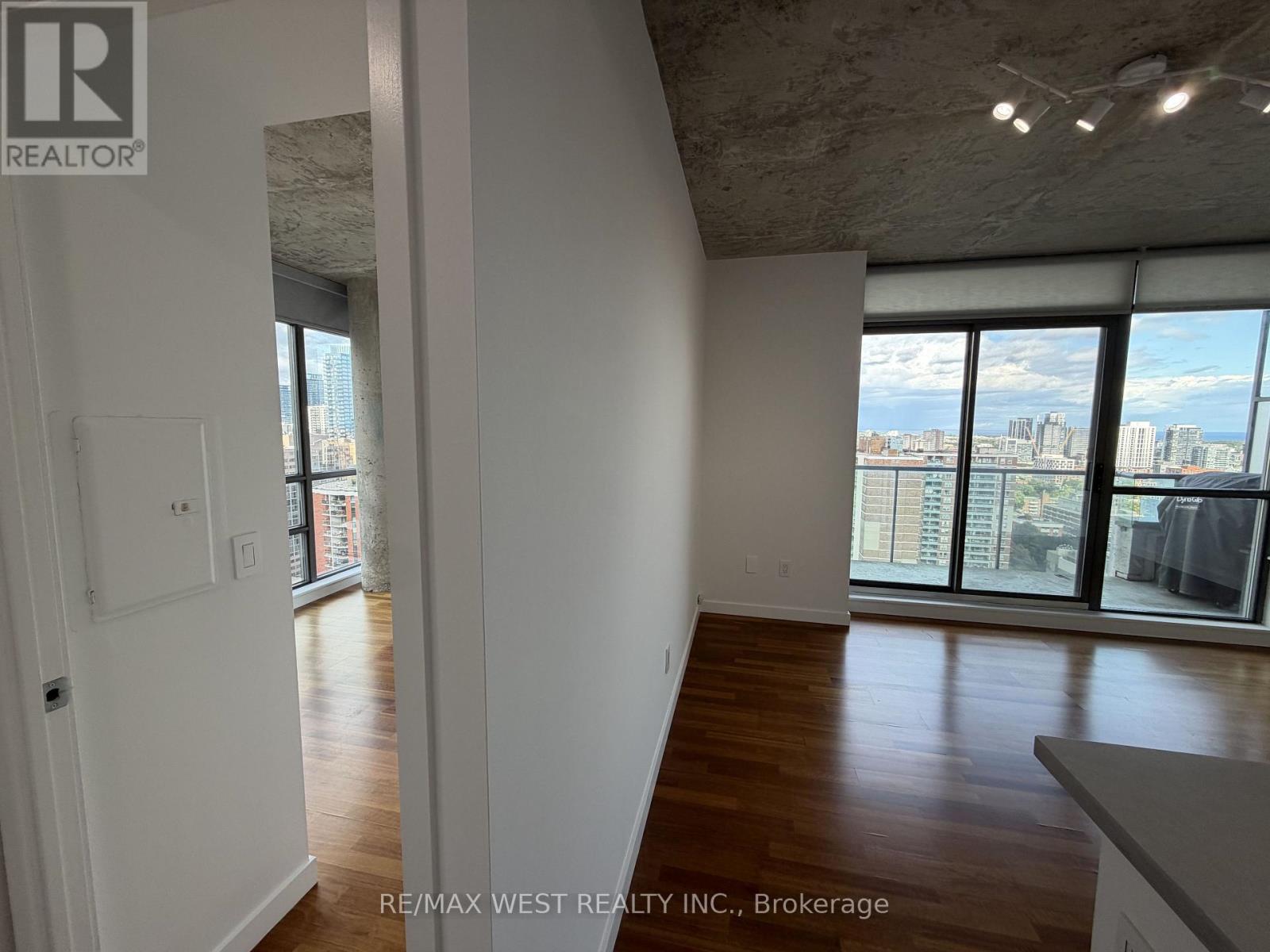 2408 - 281 Mutual Street, Toronto, Ontario  M4Y 3C4 - Photo 12 - C13710702