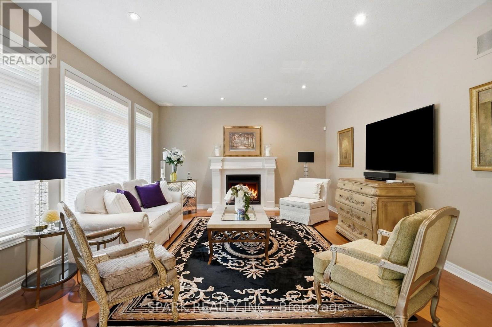 179 Tanners Drive S, Halton Hills, Ontario  L7J 3A8 - Photo 11 - W13710680