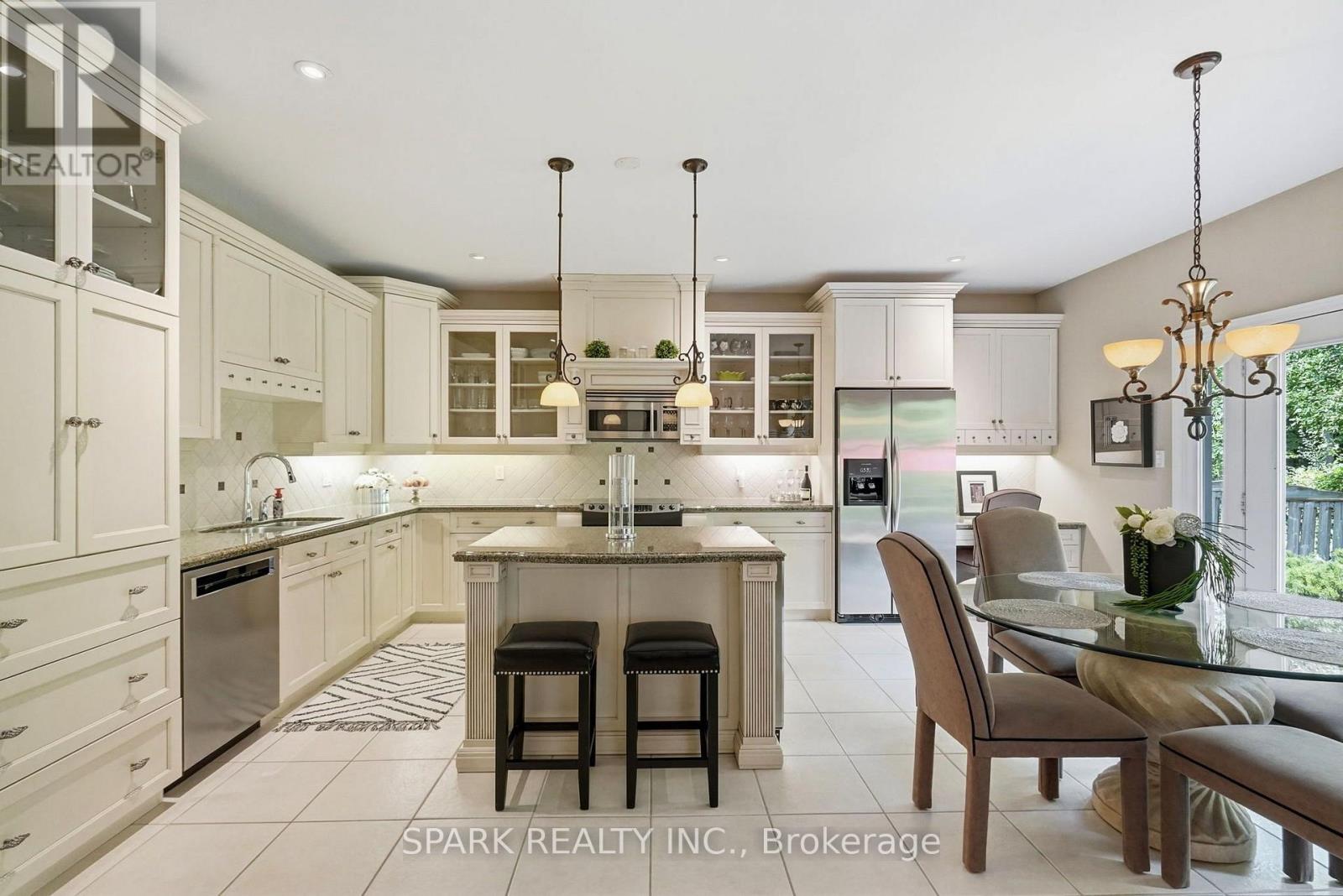 179 Tanners Drive S, Halton Hills, Ontario  L7J 3A8 - Photo 17 - W13710680
