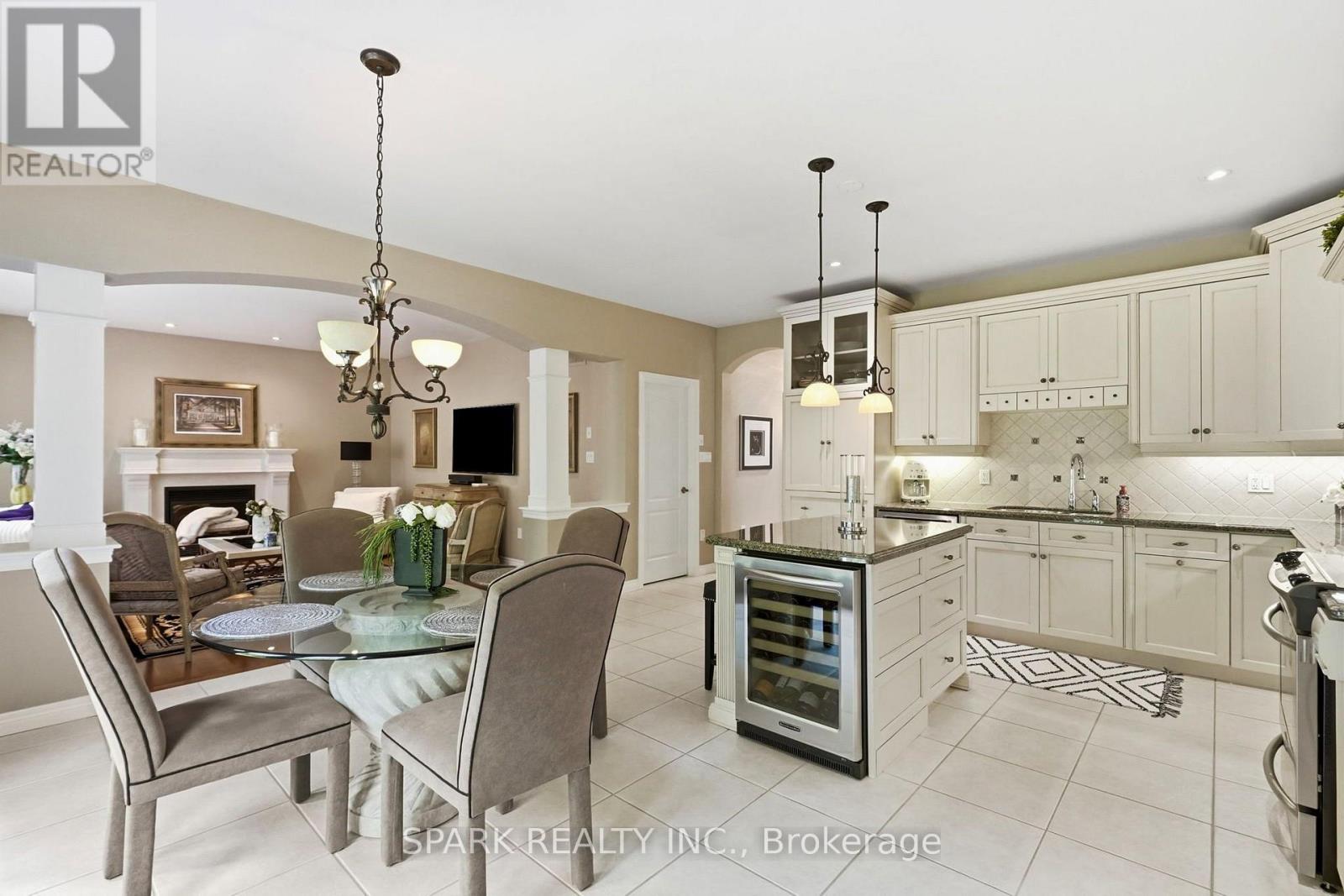 179 Tanners Drive S, Halton Hills, Ontario  L7J 3A8 - Photo 18 - W13710680