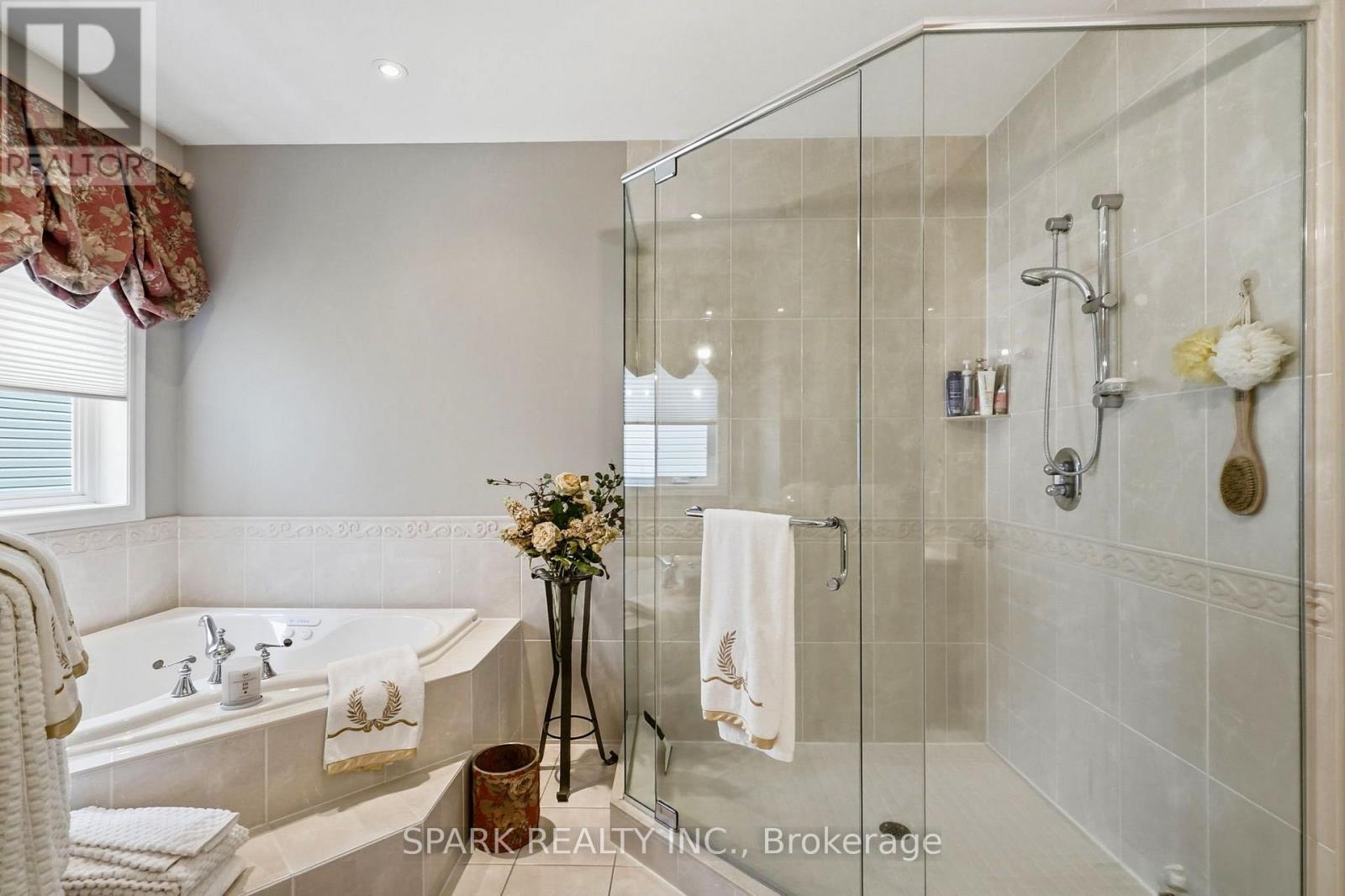 179 Tanners Drive S, Halton Hills, Ontario  L7J 3A8 - Photo 25 - W13710680