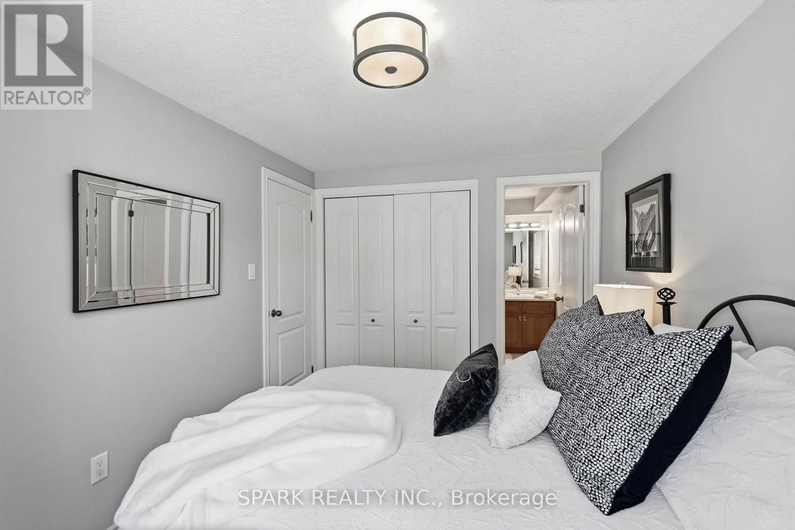 179 Tanners Drive S, Halton Hills, Ontario  L7J 3A8 - Photo 32 - W13710680