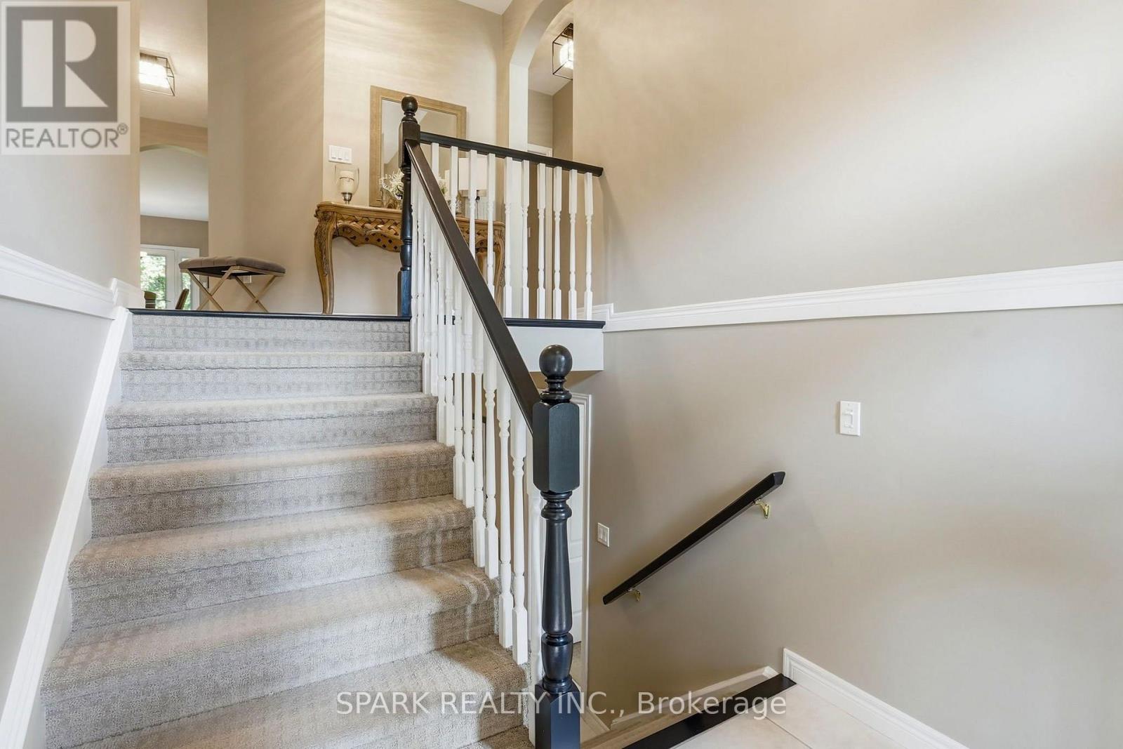 179 Tanners Drive S, Halton Hills, Ontario  L7J 3A8 - Photo 6 - W13710680