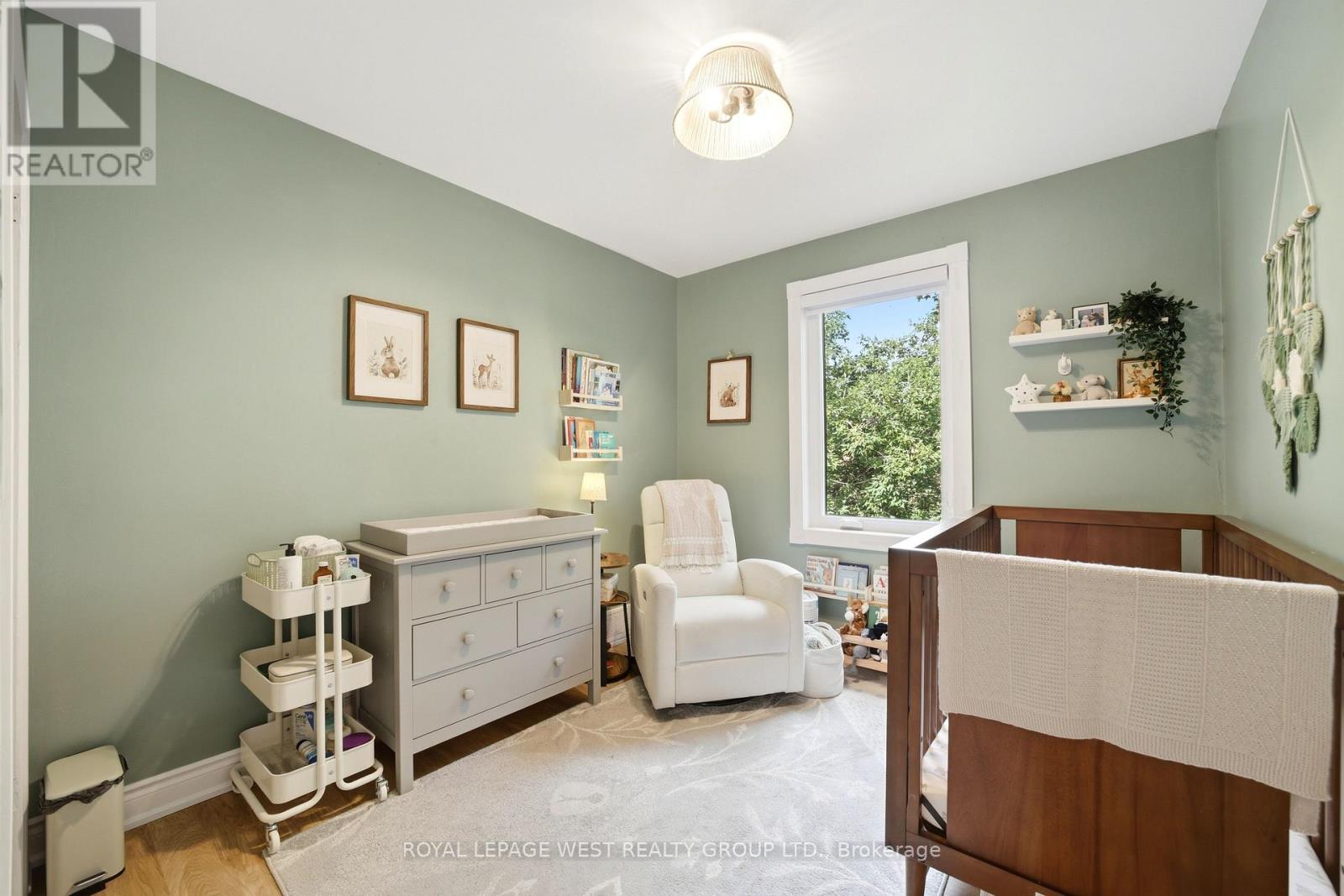 72 Mervyn Avenue, Toronto, Ontario  M9B 1N3 - Photo 7 - W13710708
