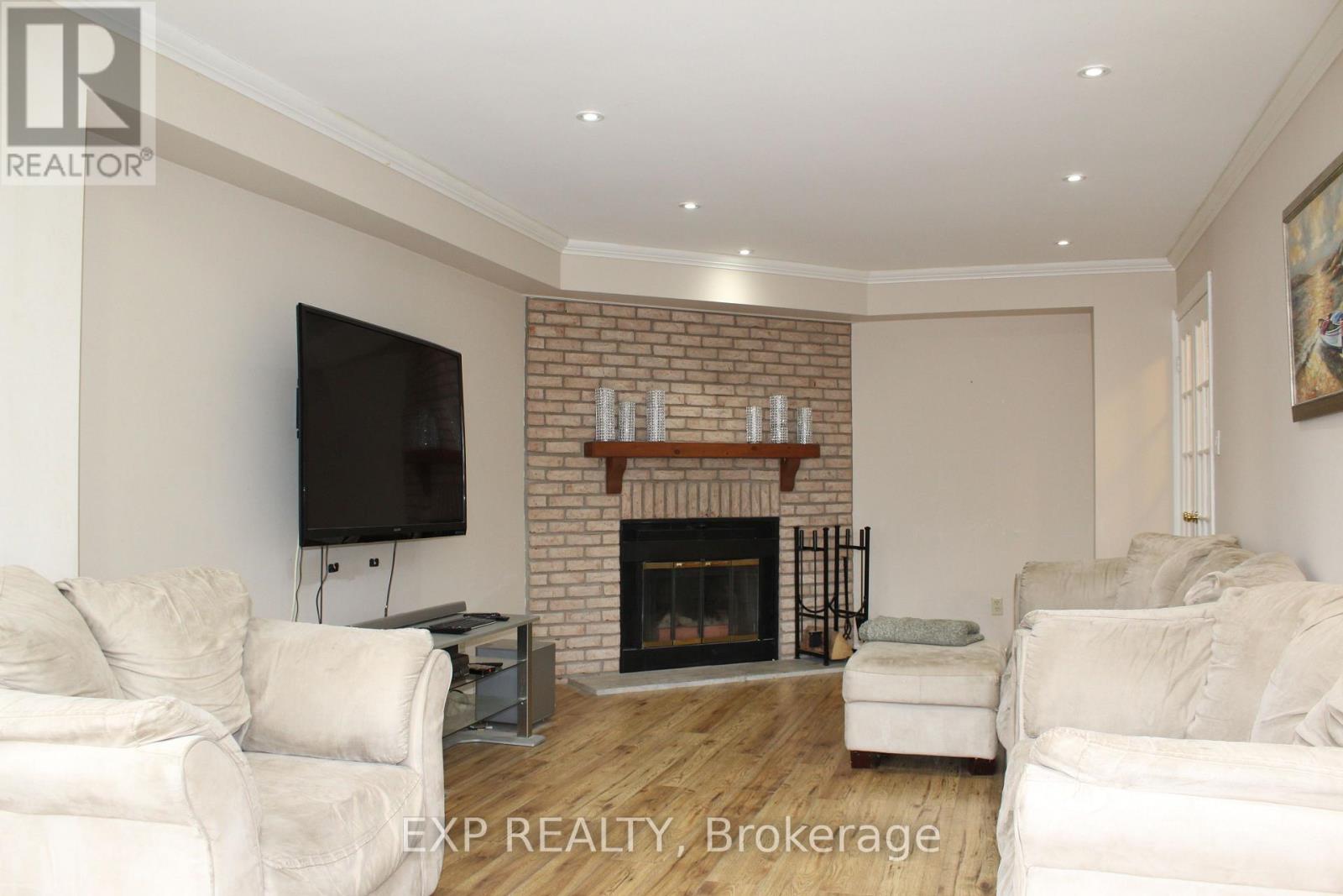 48 Howell Street, Brampton, Ontario  L6Y 3H8 - Photo 12 - W13710728