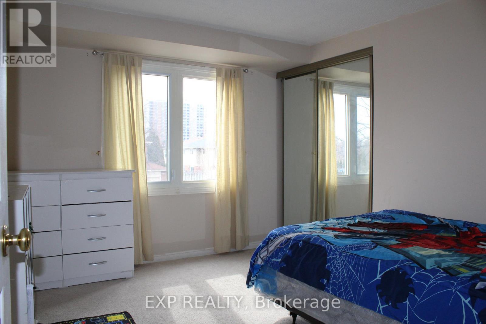 48 Howell Street, Brampton, Ontario  L6Y 3H8 - Photo 24 - W13710728