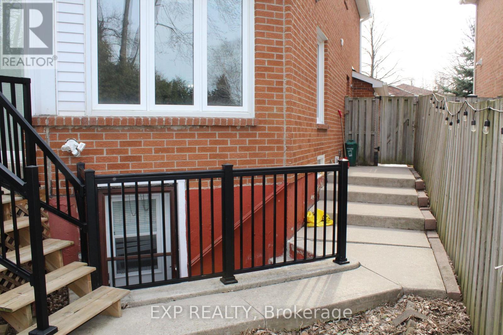 48 Howell Street, Brampton, Ontario  L6Y 3H8 - Photo 41 - W13710728
