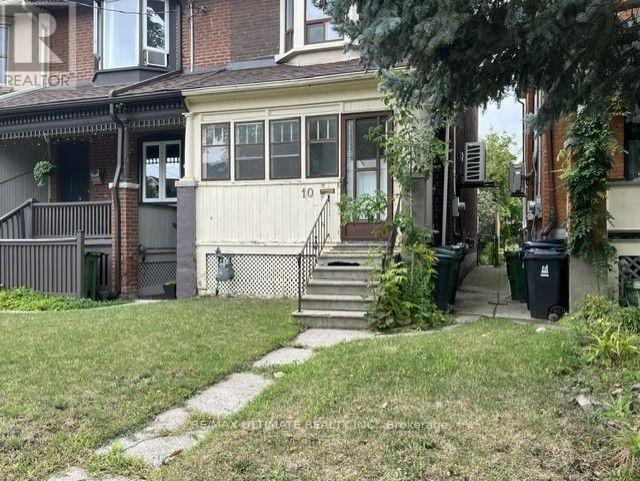 Upper - 10 Hibernia Avenue, Toronto, Ontario  M6N 1E5 - Photo 2 - W13710756
