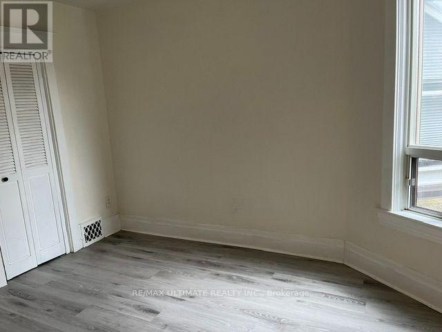 Upper - 10 Hibernia Avenue, Toronto, Ontario  M6N 1E5 - Photo 30 - W13710756
