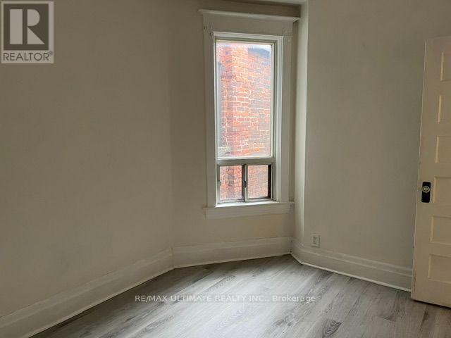 Upper - 10 Hibernia Avenue, Toronto, Ontario  M6N 1E5 - Photo 32 - W13710756