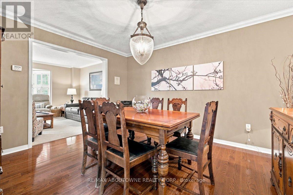 7 - 2145 Country Club Drive, Burlington, Ontario  L7M 4E1 - Photo 15 - W13710786