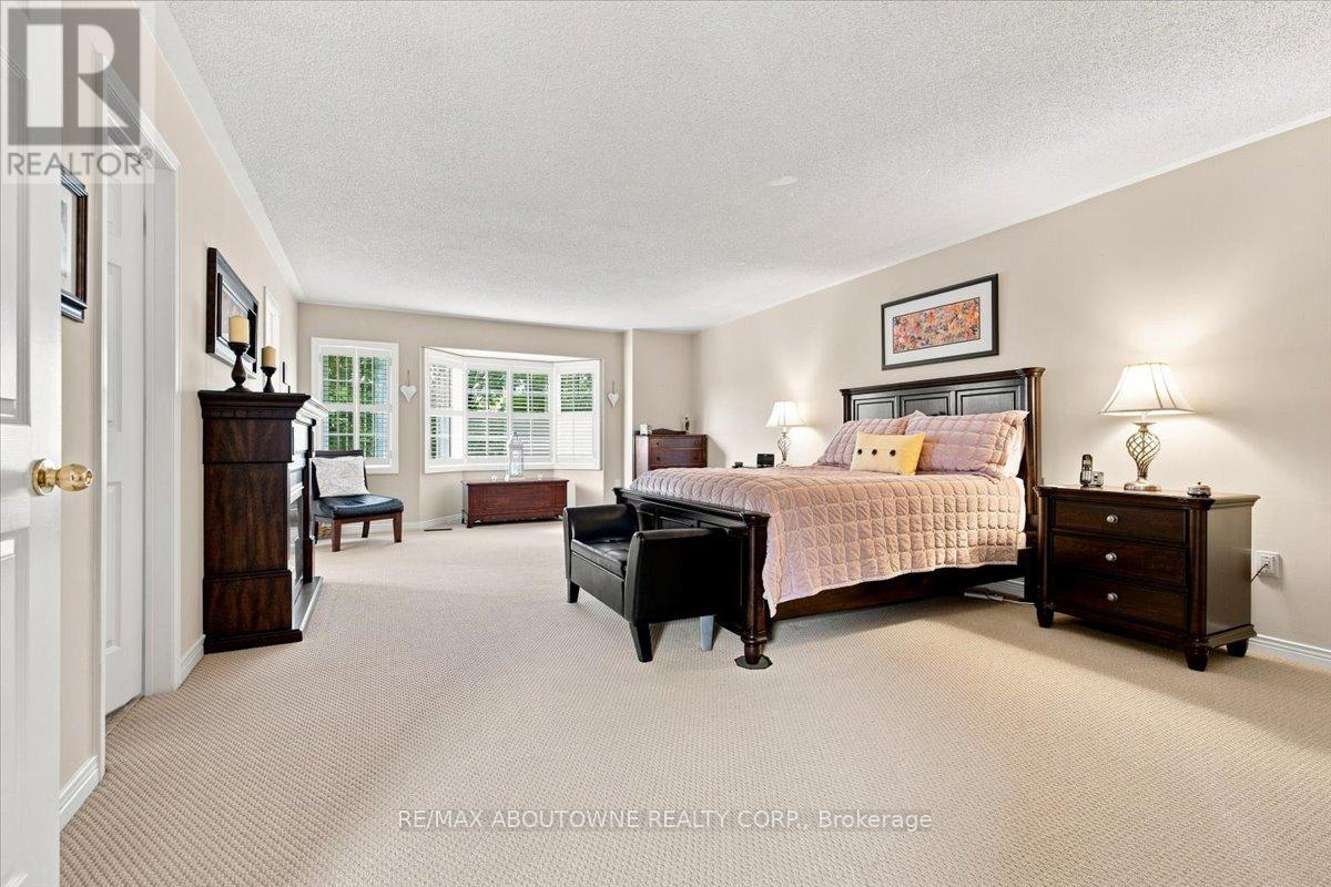 7 - 2145 Country Club Drive, Burlington, Ontario  L7M 4E1 - Photo 23 - W13710786