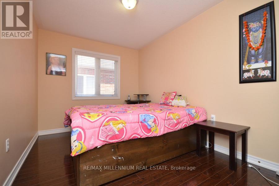 68 Skyvalley Drive, Brampton, Ontario L6P 3B7 - Photo 13 - W13710798