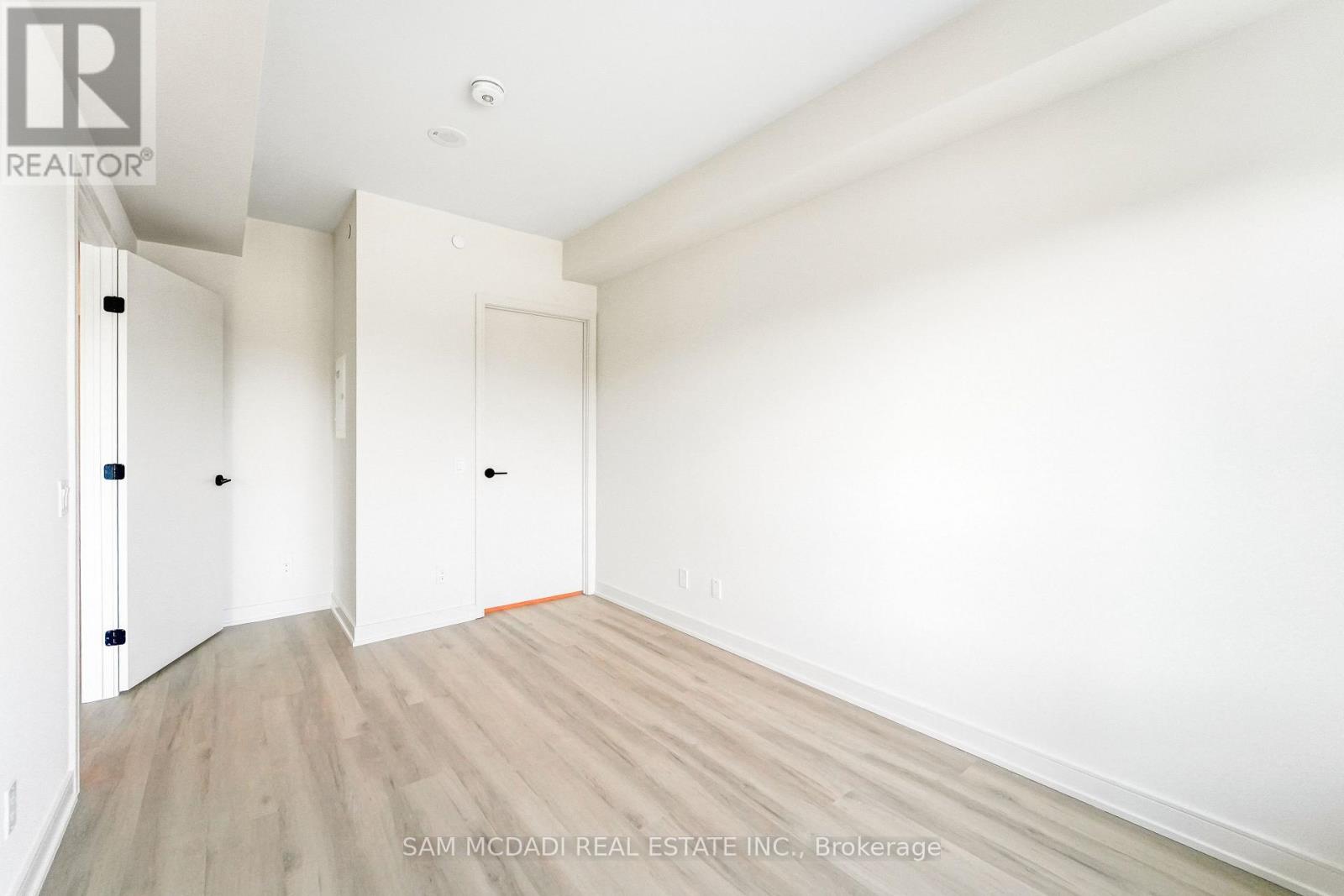 210 - 8020 Derry Road, Milton, Ontario  L9T 2N2 - Photo 10 - W13710800