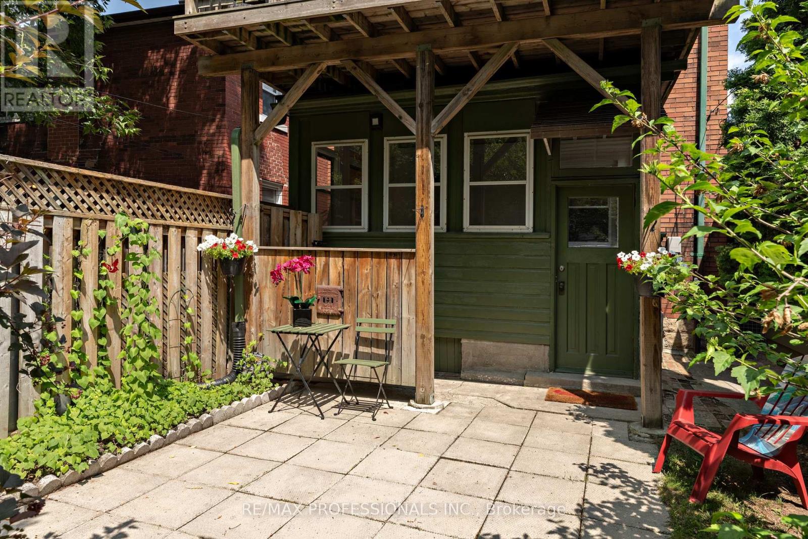 502 Jane Street, Toronto, Ontario  M6S 4A2 - Photo 19 - W13710802