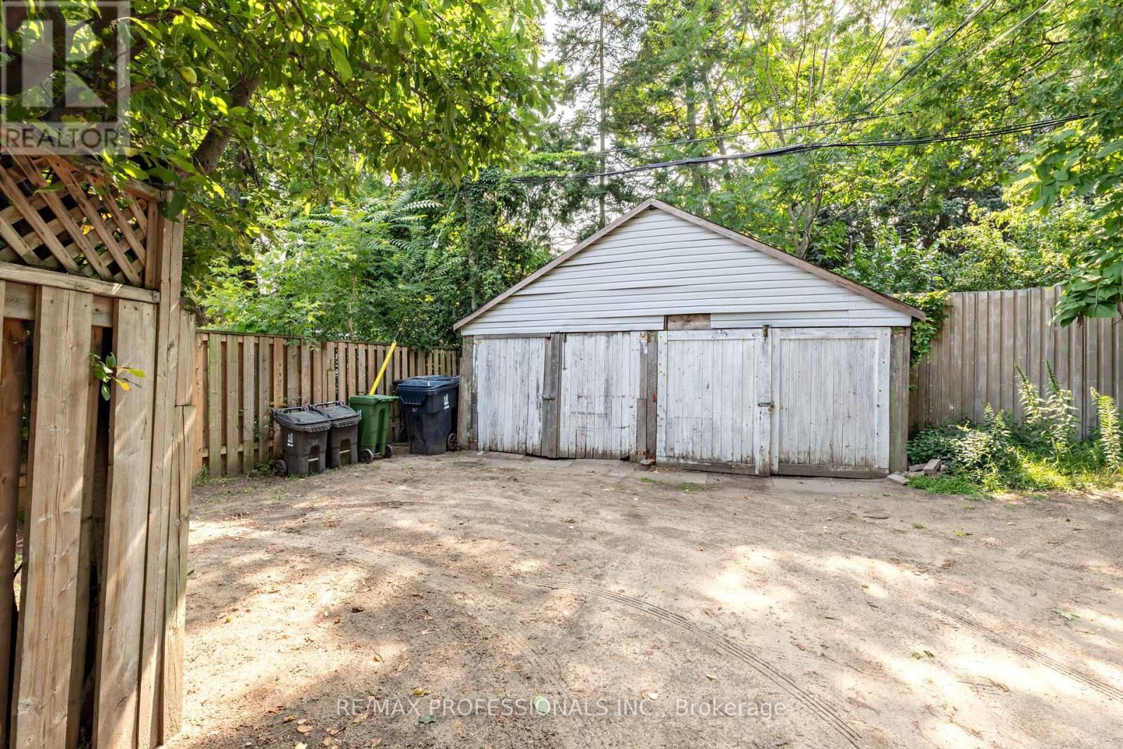502 Jane Street, Toronto, Ontario  M6S 4A2 - Photo 30 - W13710802