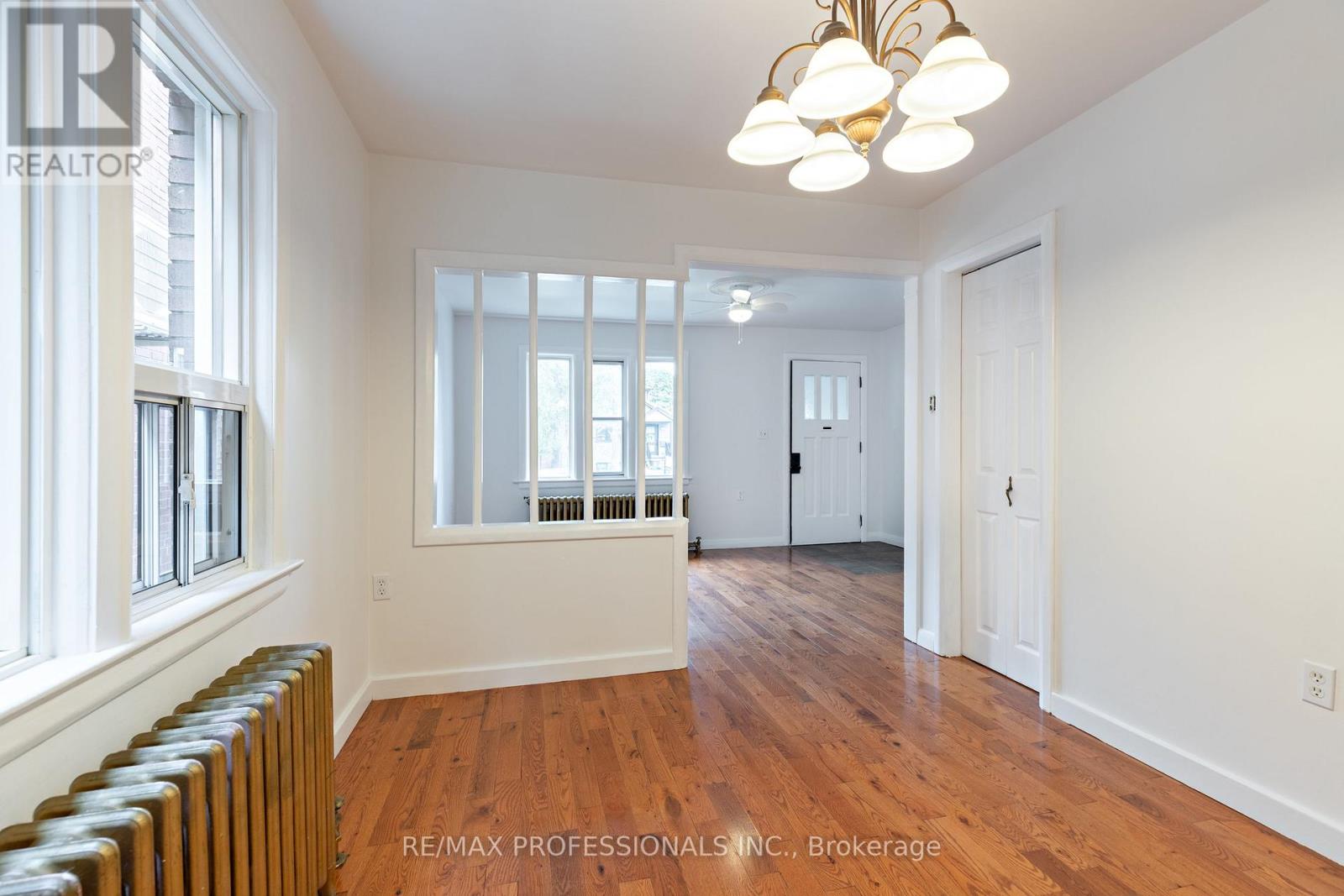 502 Jane Street, Toronto, Ontario  M6S 4A2 - Photo 6 - W13710802