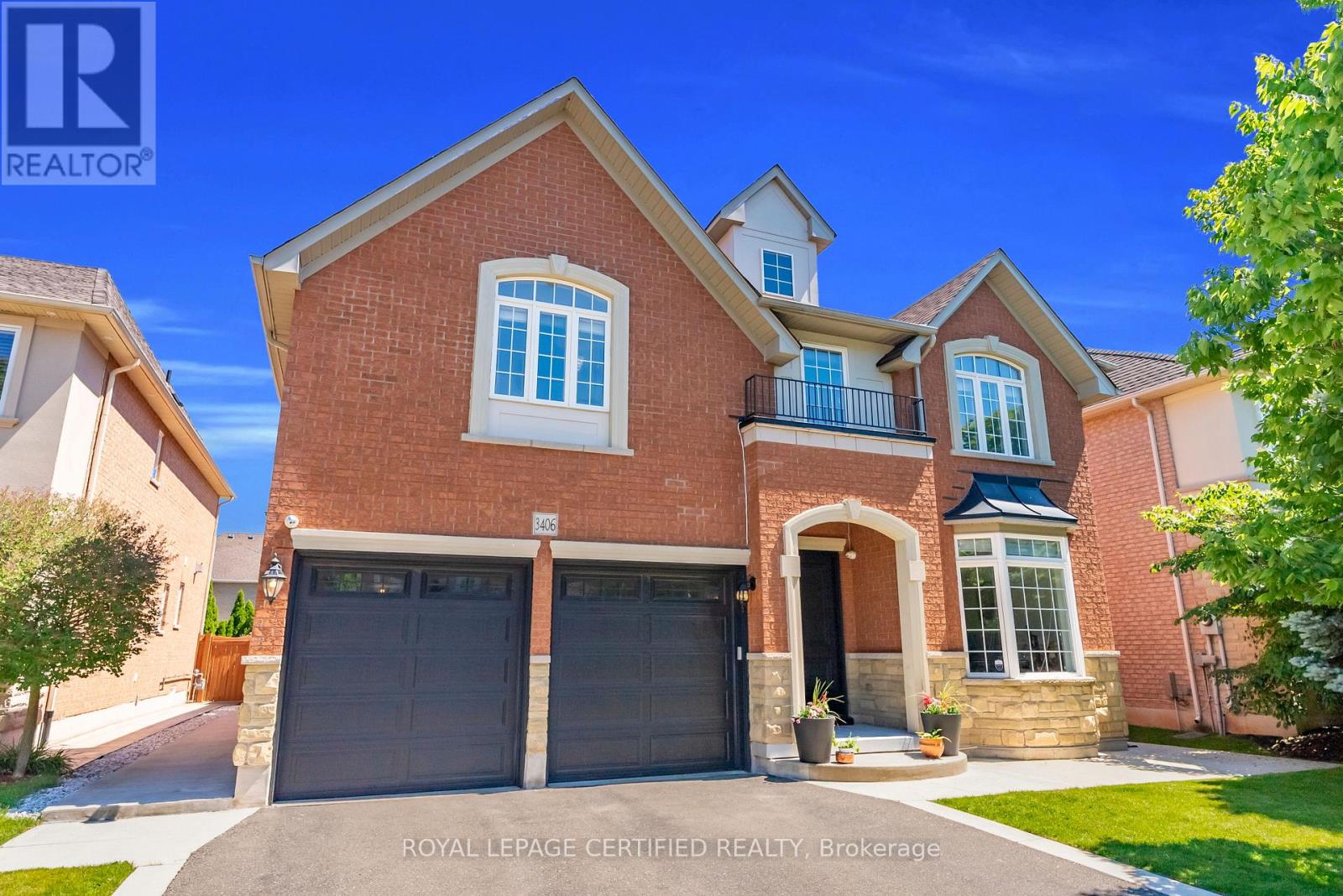 3406 Buena Vista Court, Oakville, Ontario L6L 6W6 - Photo 3 - W13710876