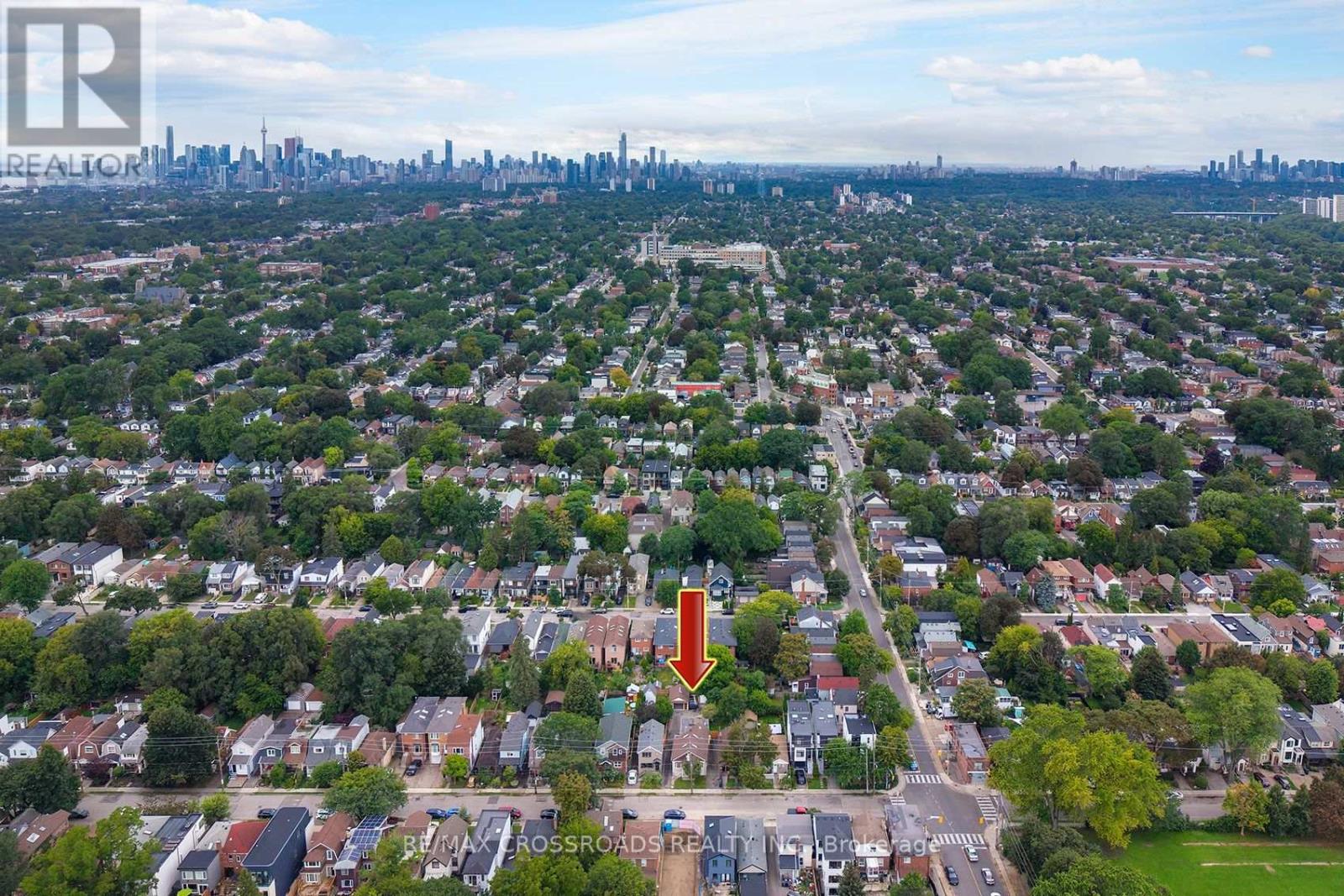 218 Gledhill Avenue, Toronto, Ontario  M4C 5L1 - Photo 2 - E13710726