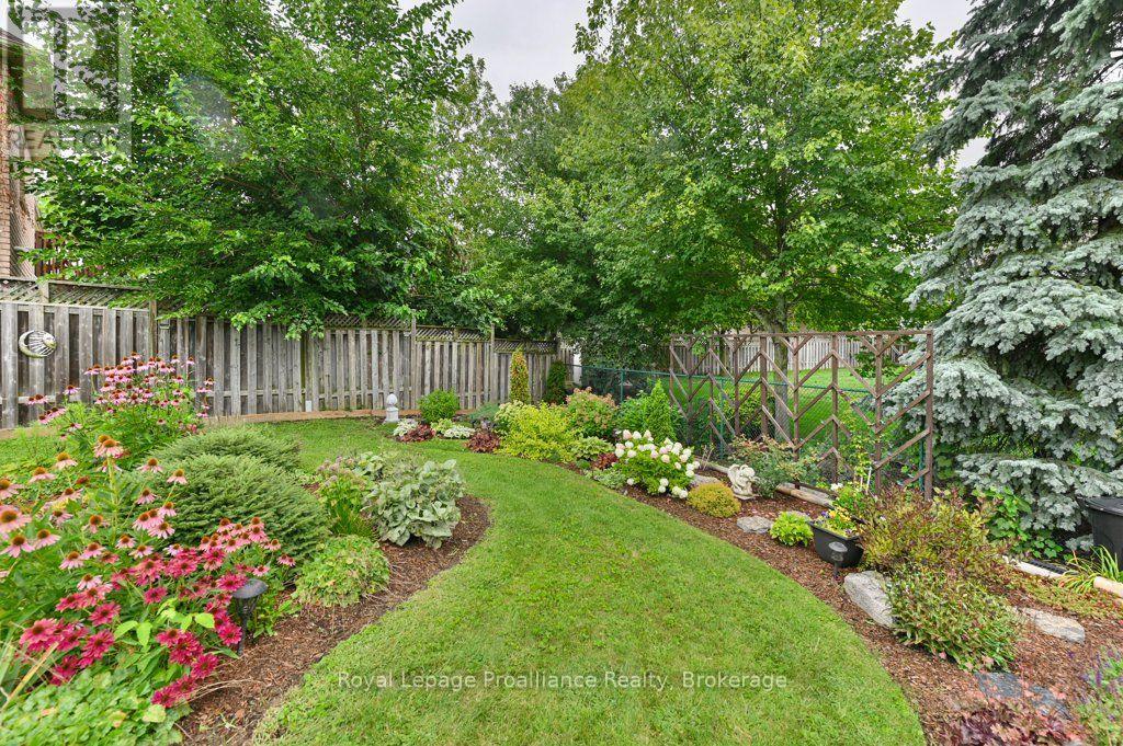 16 Magnolia Court, Belleville, Ontario  K8P 5M7 - Photo 10 - X13707768