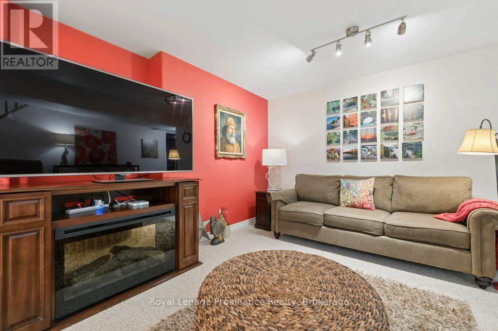 16 Magnolia Court, Belleville, Ontario  K8P 5M7 - Photo 40 - X13707768
