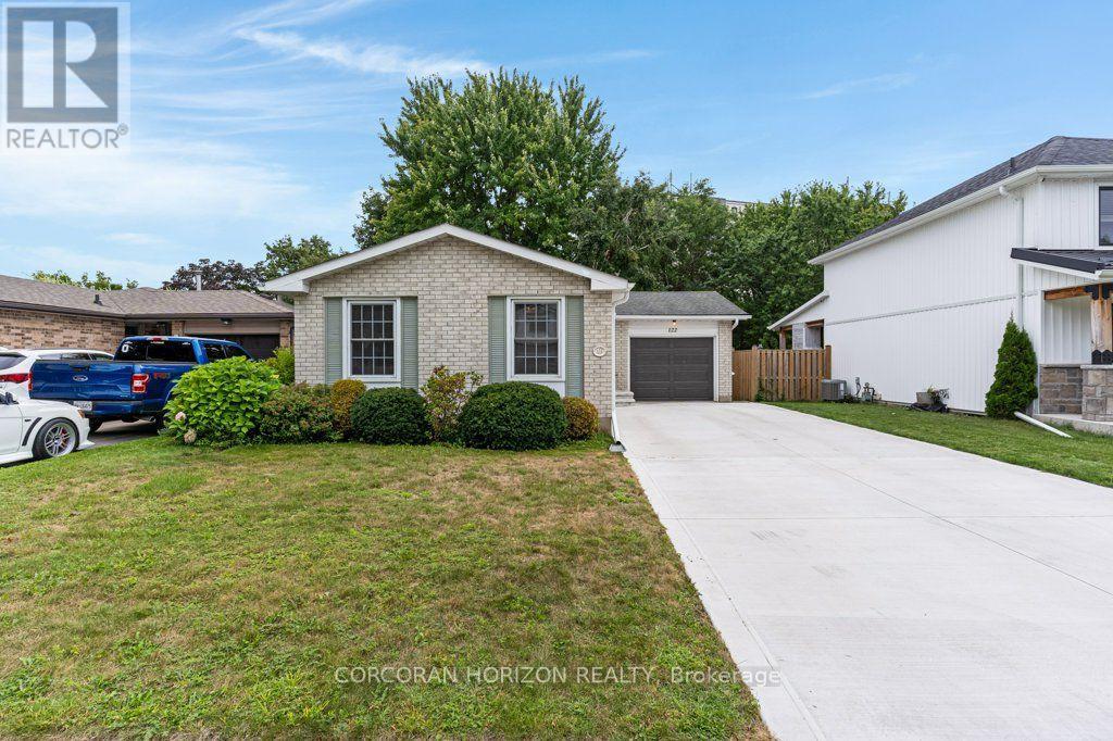 122 FOXRIDGE DRIVE, Cambridge, Ontario