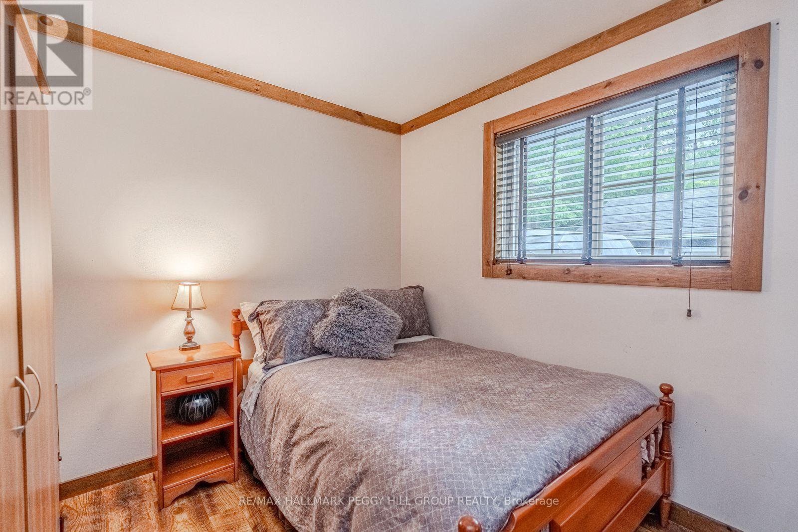 1008 Cove Road, Gravenhurst, Ontario  P0E 1G0 - Photo 15 - X13710706