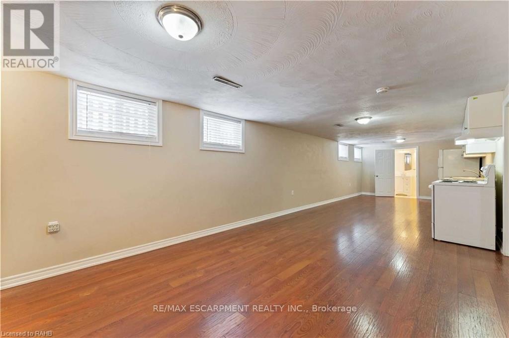 Basement - 864 Upper Ottawa Street, Hamilton, Ontario  L8T 3V5 - Photo 7 - X13710842