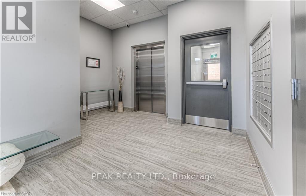 406 - 30 George Street S, Cambridge, Ontario  N1S 2M4 - Photo 7 - X13710866