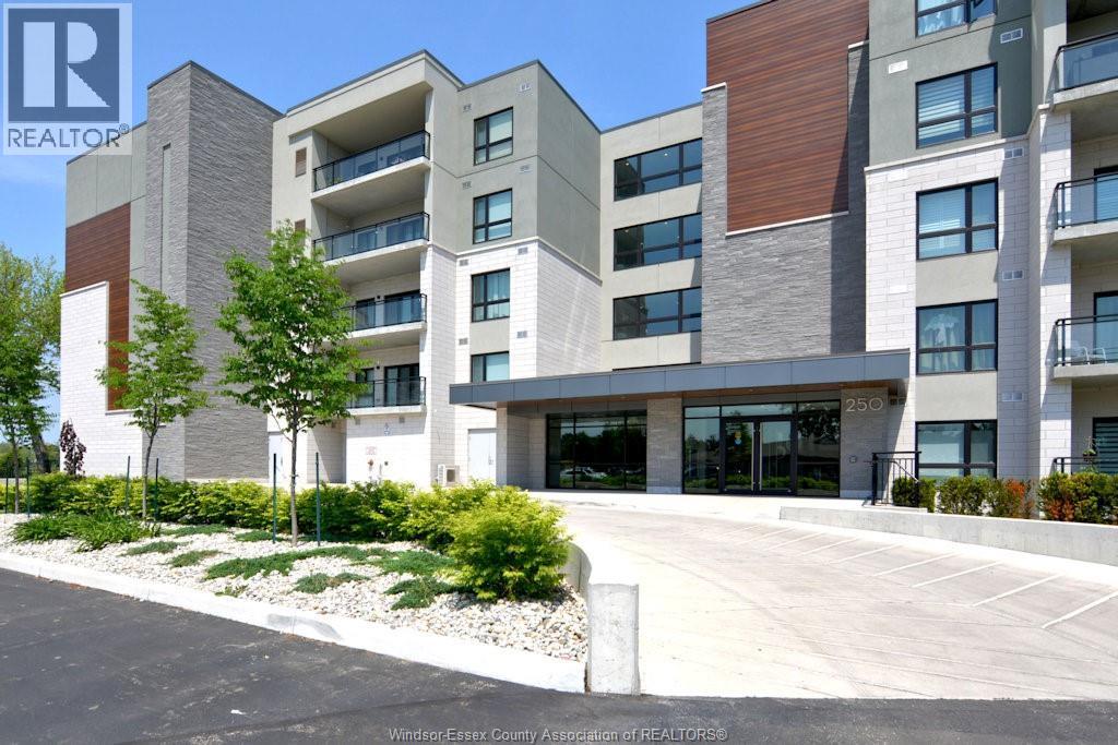 250 Manning Unit# 404, Tecumseh, Ontario  N8N 0E5 - Photo 2 - 26020648