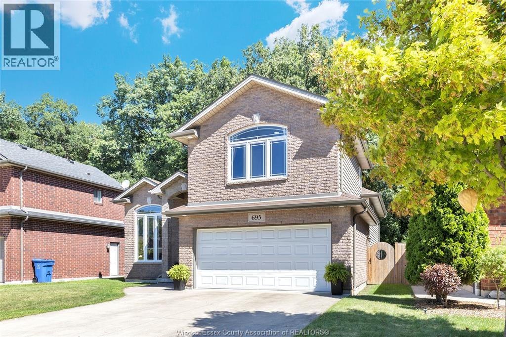 695 International Avenue, Lasalle, Ontario  N9J 0A5 - Photo 3 - 26020760
