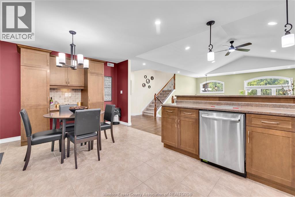 695 International Avenue, Lasalle, Ontario  N9J 0A5 - Photo 7 - 26020760