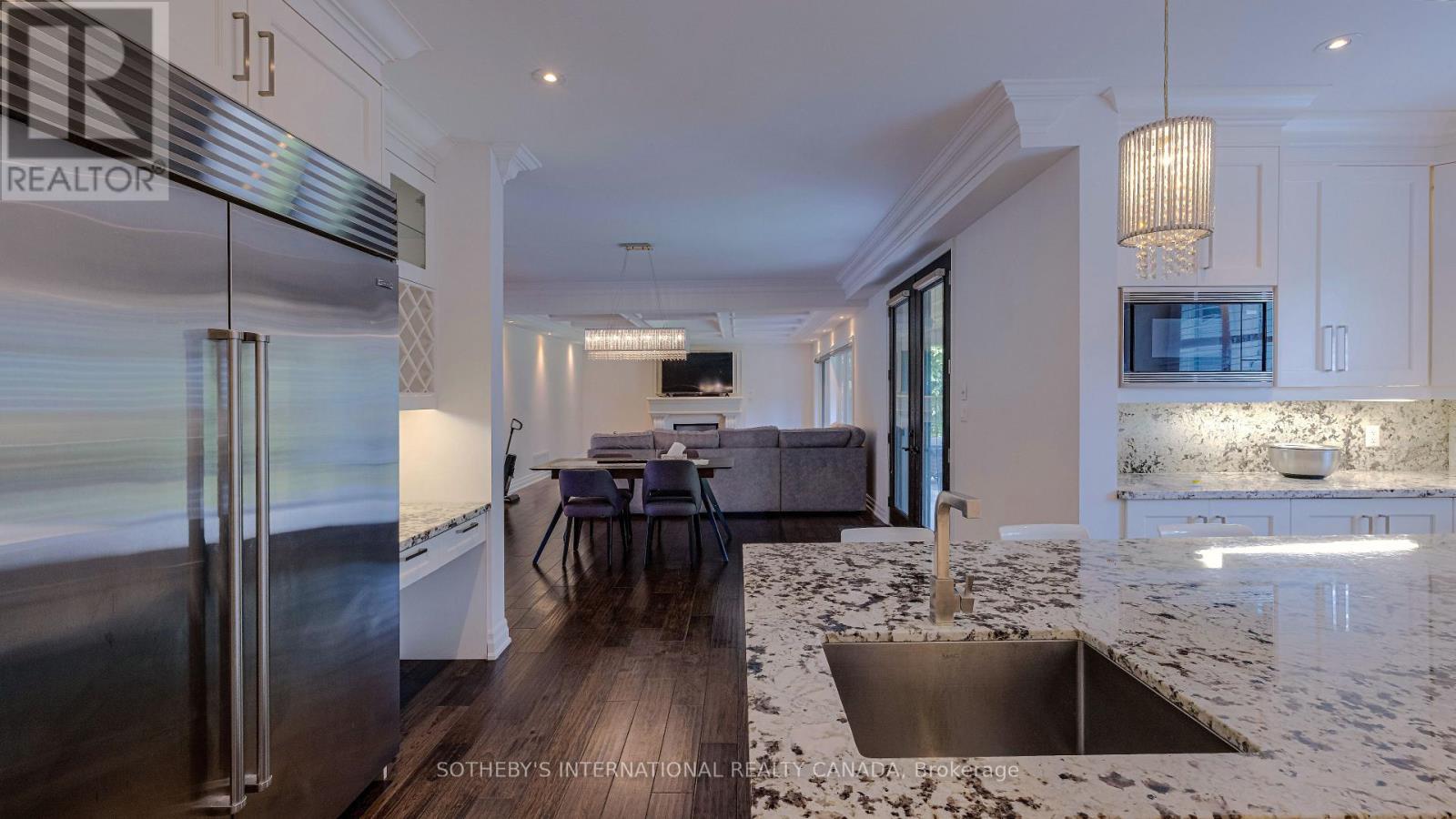 369 Lees Lane, Oakville, Ontario  L6L 4S4 - Photo 11 - W13474166