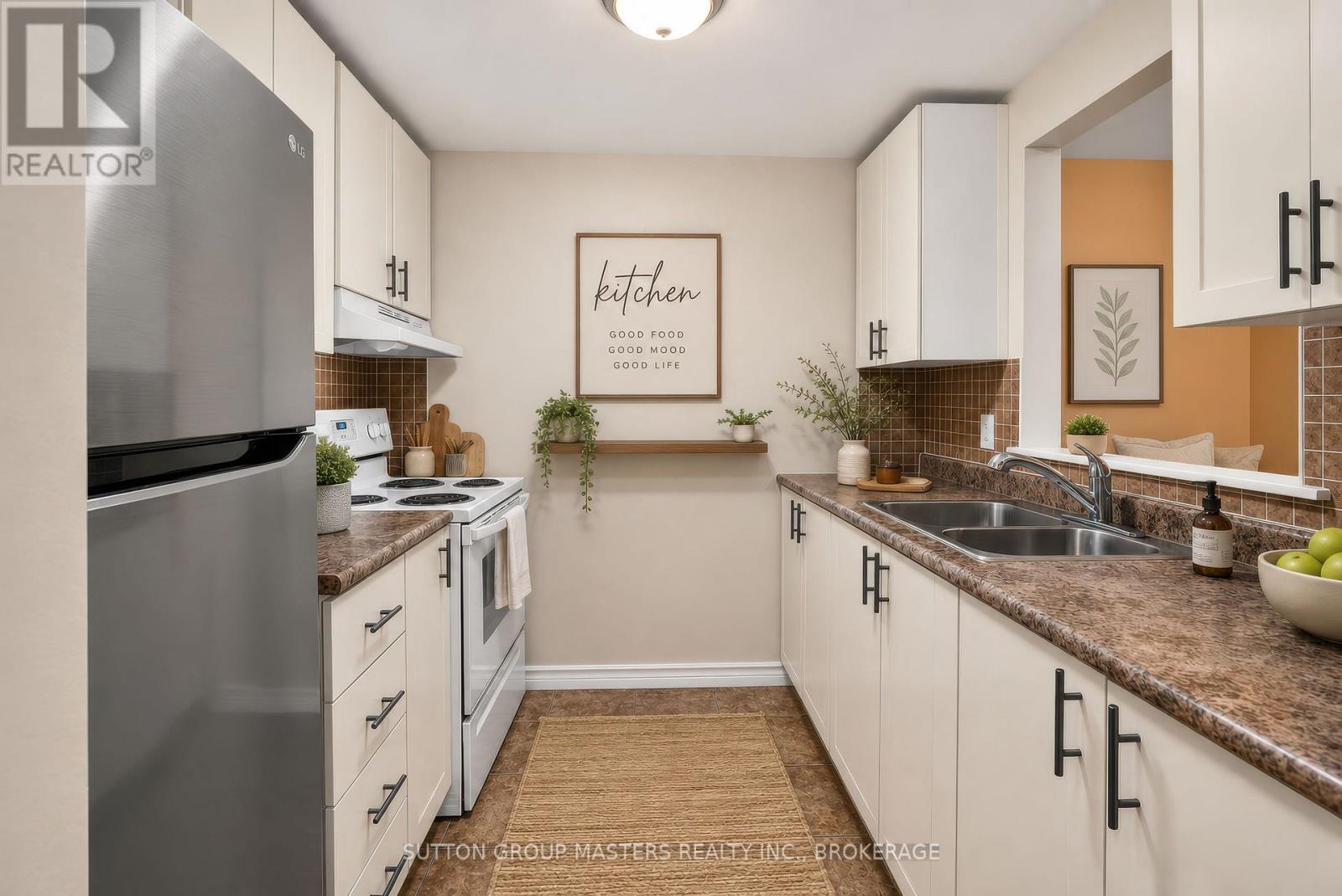 114 - 580 Armstrong Road, Kingston, Ontario  K7M 8M3 - Photo 2 - X13710050