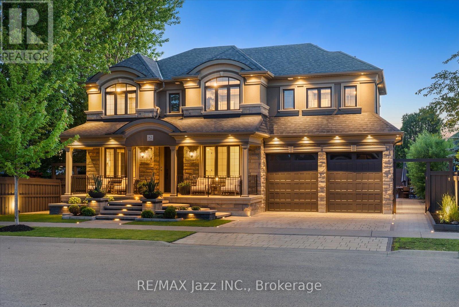 82 Bridlewood Boulevard, Whitby, Ontario  L1R 3R8 - Photo 2 - E13710964