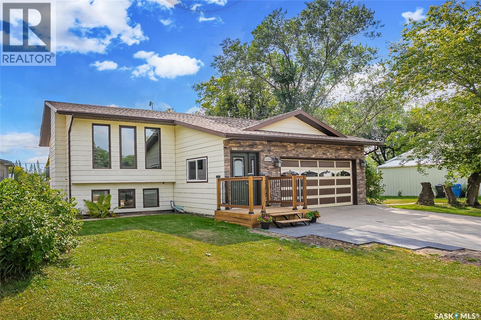 109 South Avenue E, Hafford, Saskatchewan  S0J 1A0 - Photo 2 - SK046553