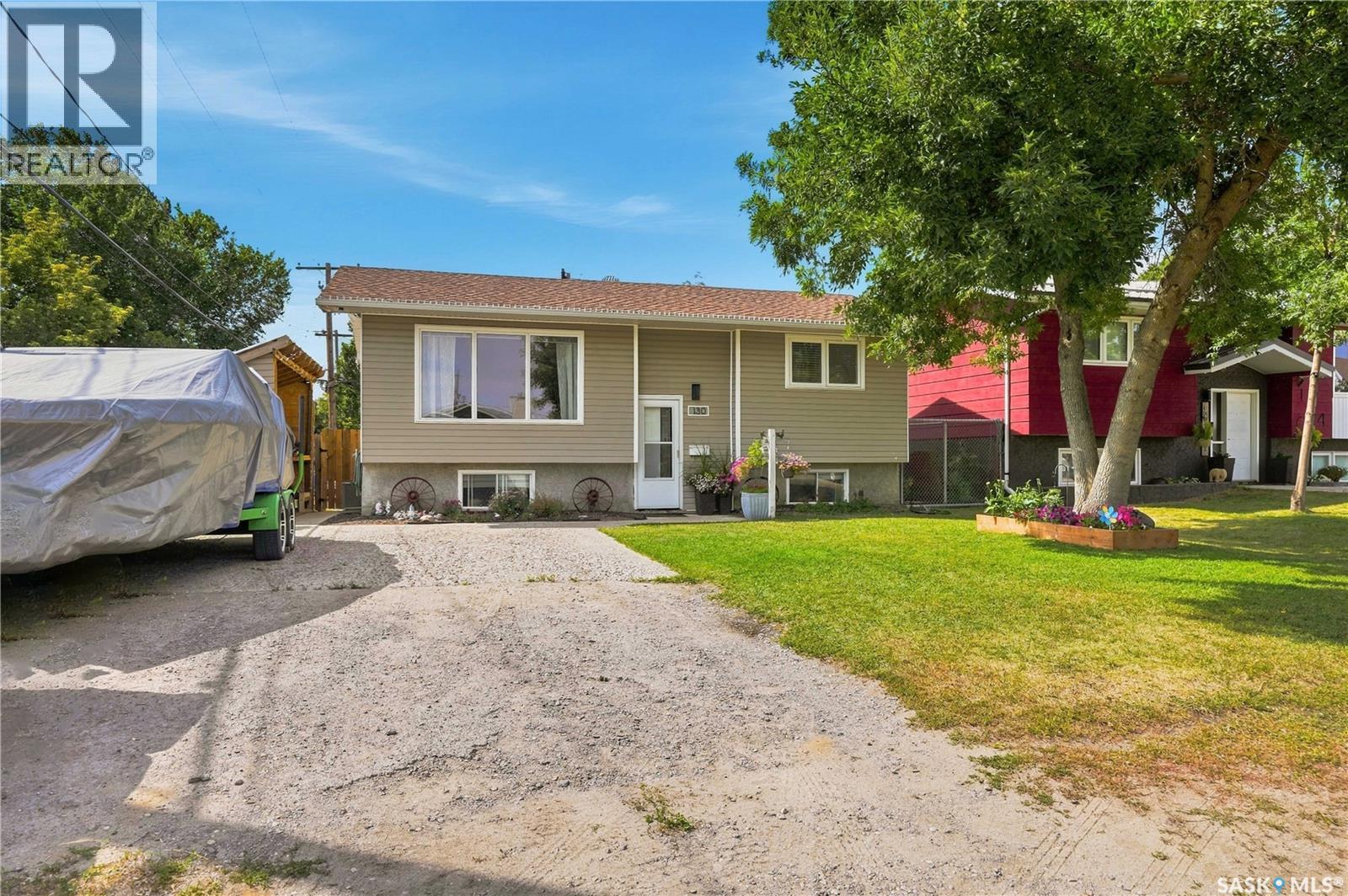 130 6th Street, Pilot Butte, Saskatchewan  S0G 3Z0 - Photo 1 - SK046540