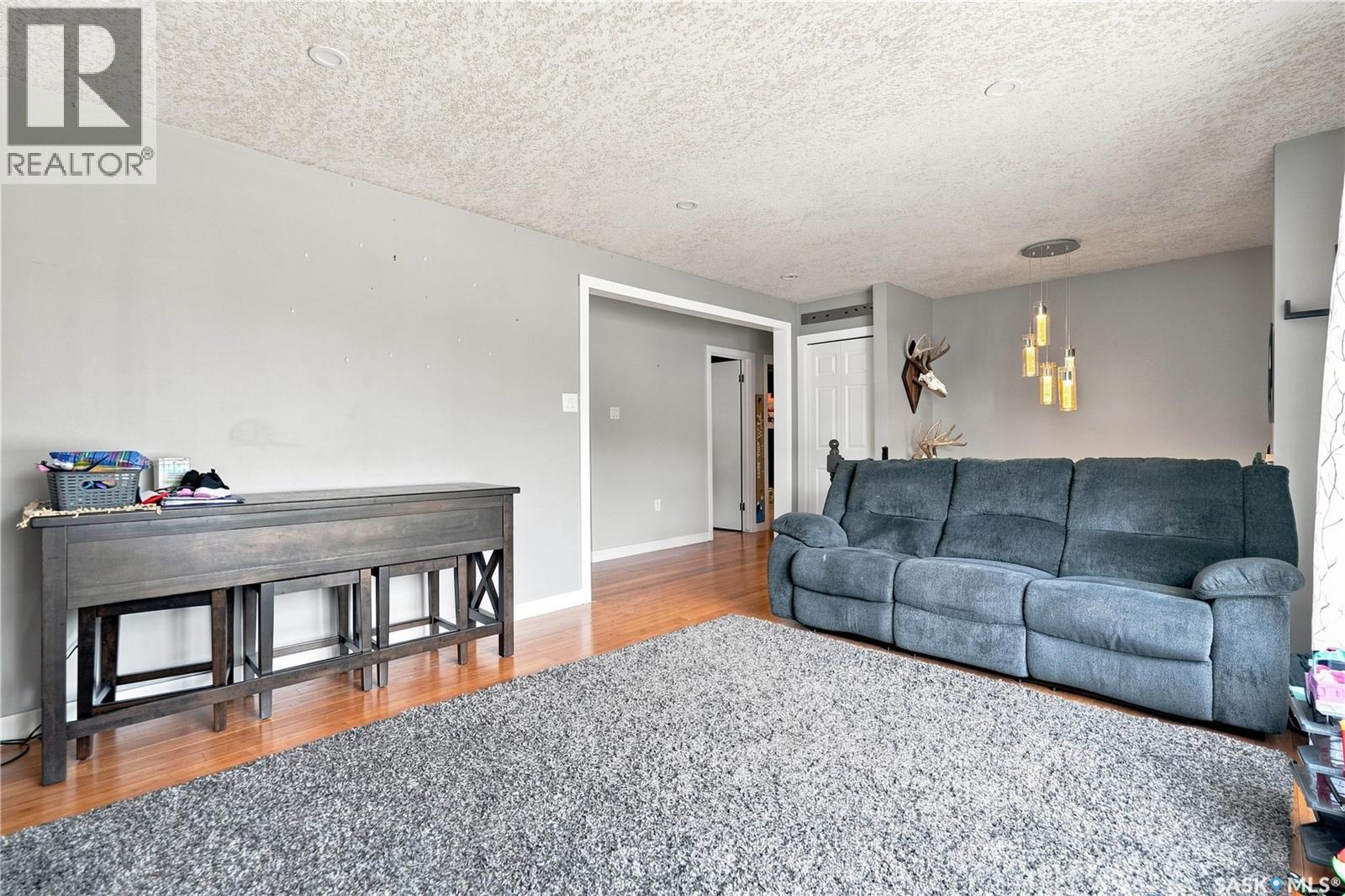 130 6th Street, Pilot Butte, Saskatchewan  S0G 3Z0 - Photo 7 - SK046540
