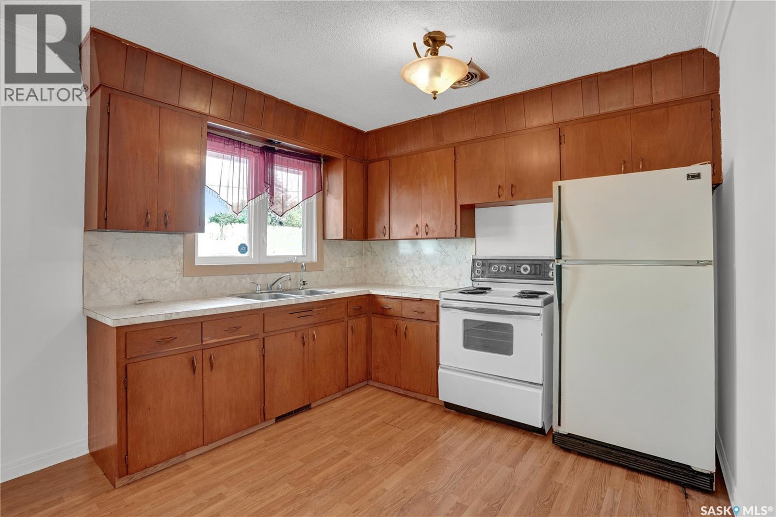 209 Broad Street N, Regina, Saskatchewan  S4R 2X7 - Photo 8 - SK046513