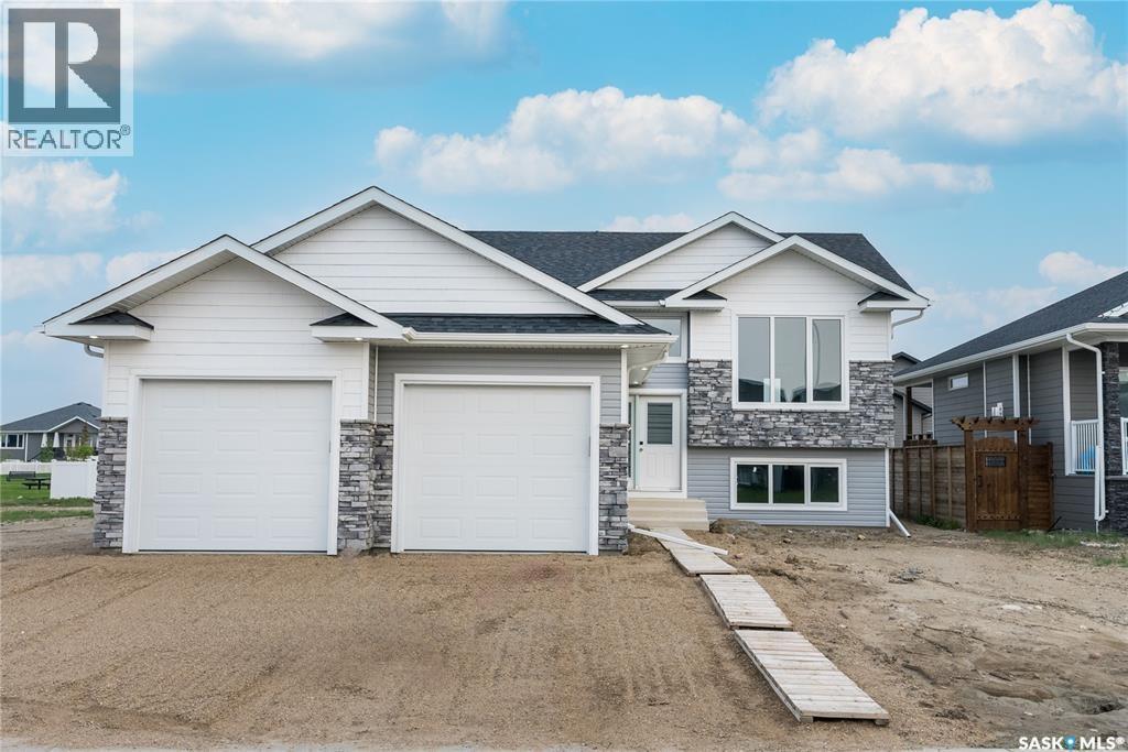 804 Ballesteros Crescent, Warman, Saskatchewan  S0K 4S0 - Photo 1 - SK046484